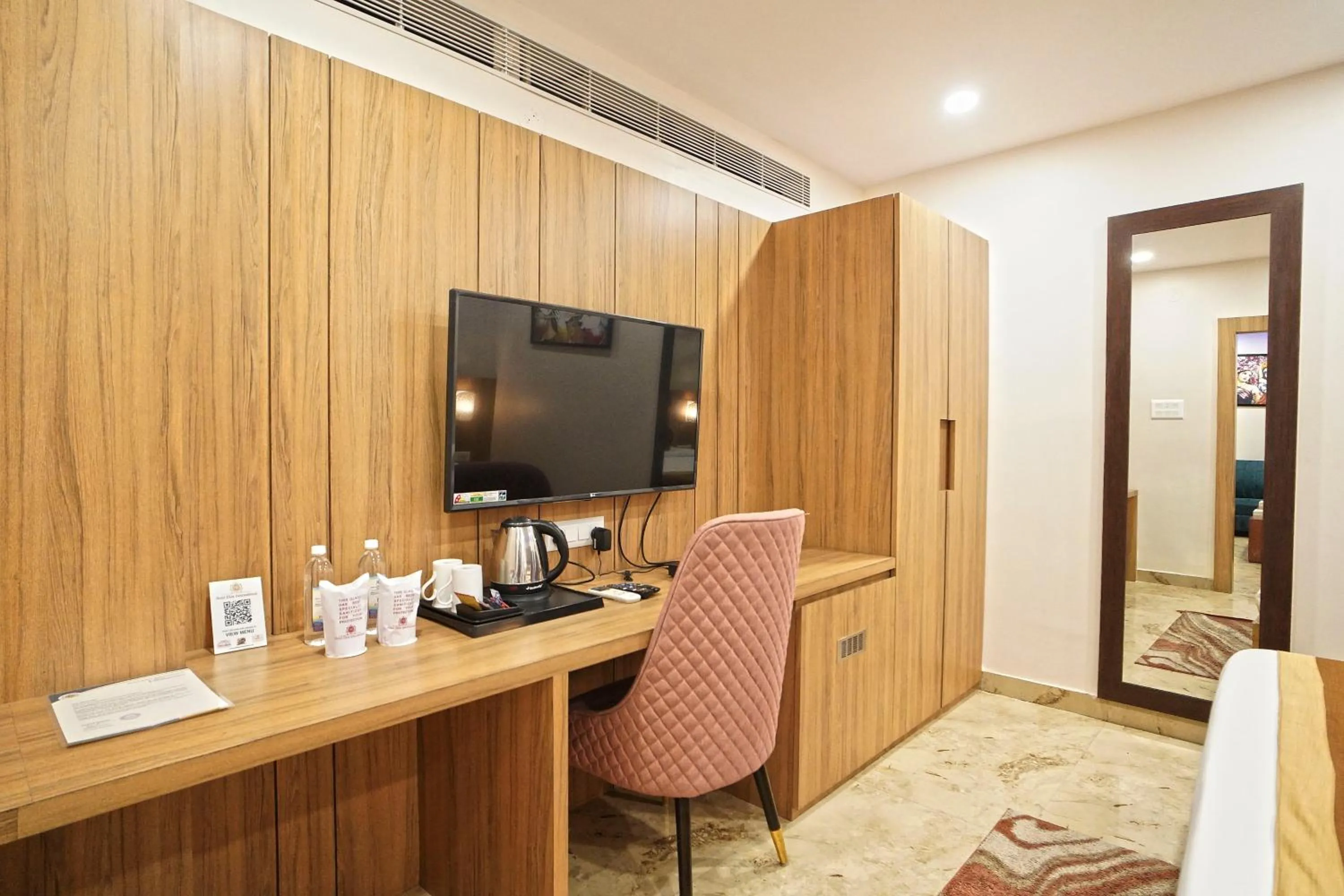 Bed in Hotel Ekta International !! 300 Mts From BABA BAIDYANATH DHAM TEMPLE !!