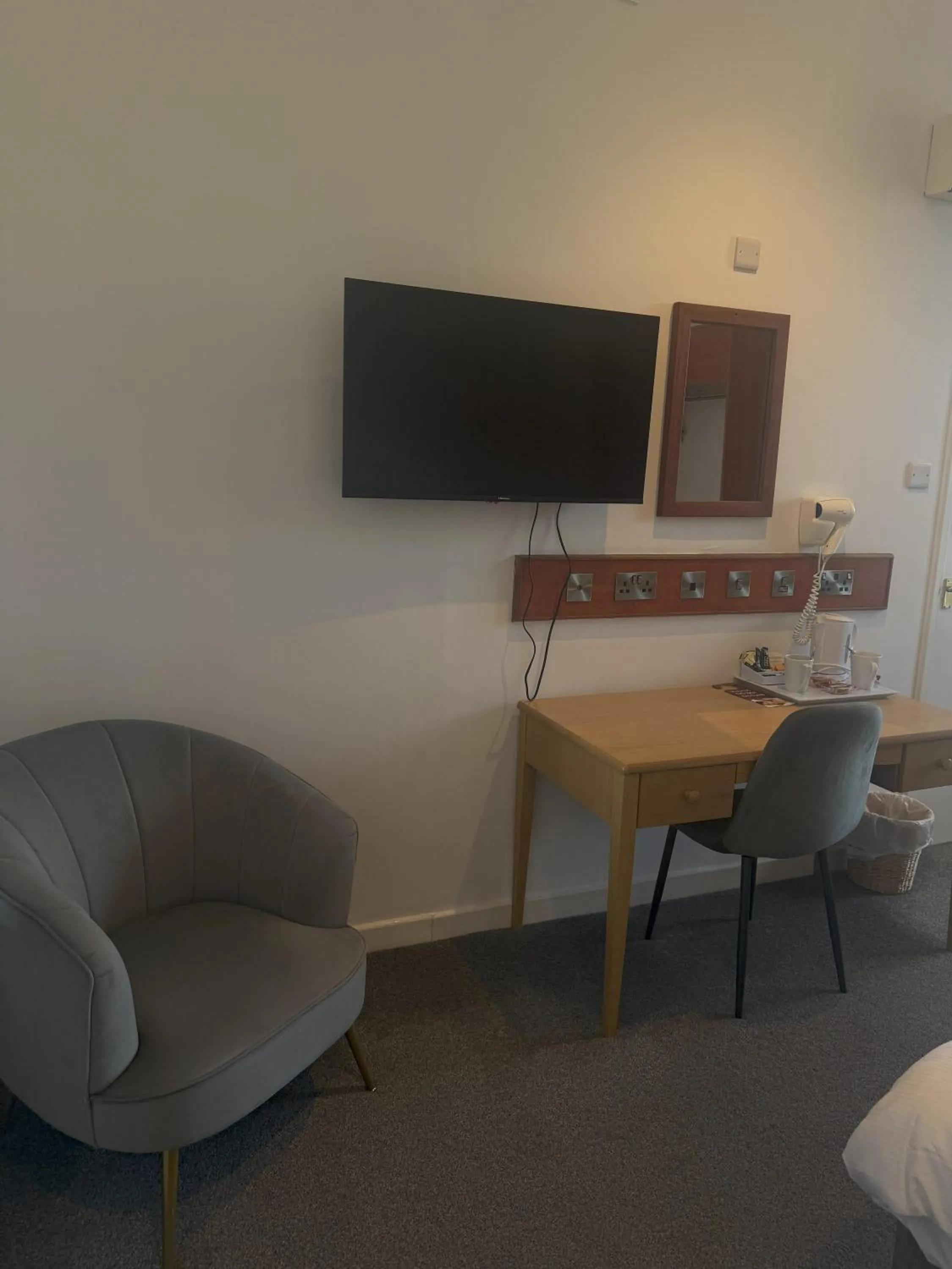 Area and facilities in Chase Hotel