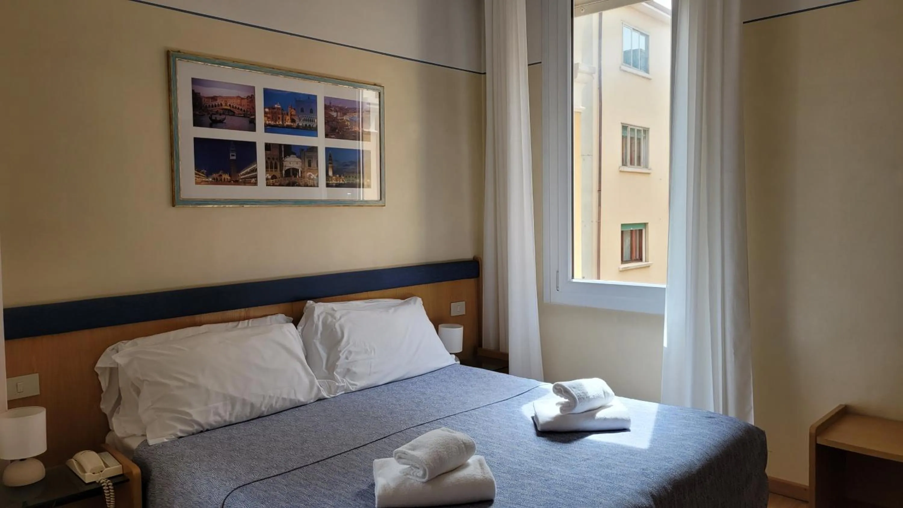 Bedroom, Bed in Hotel Montepiana