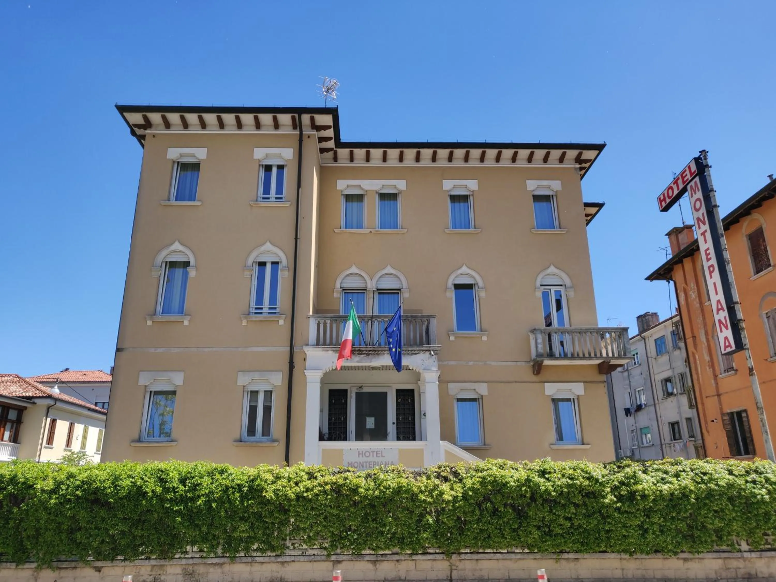 Property building in Hotel Montepiana