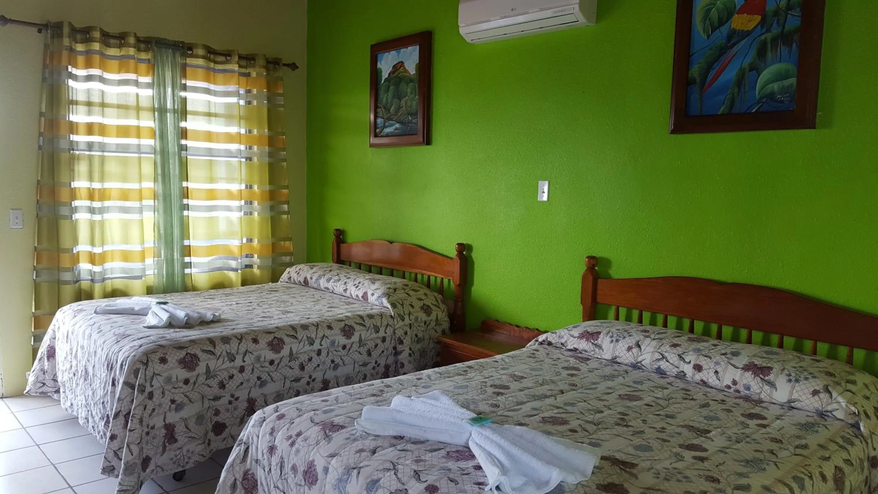 Bedroom, Bed in Anchorage Beach Resort Caye Caulker