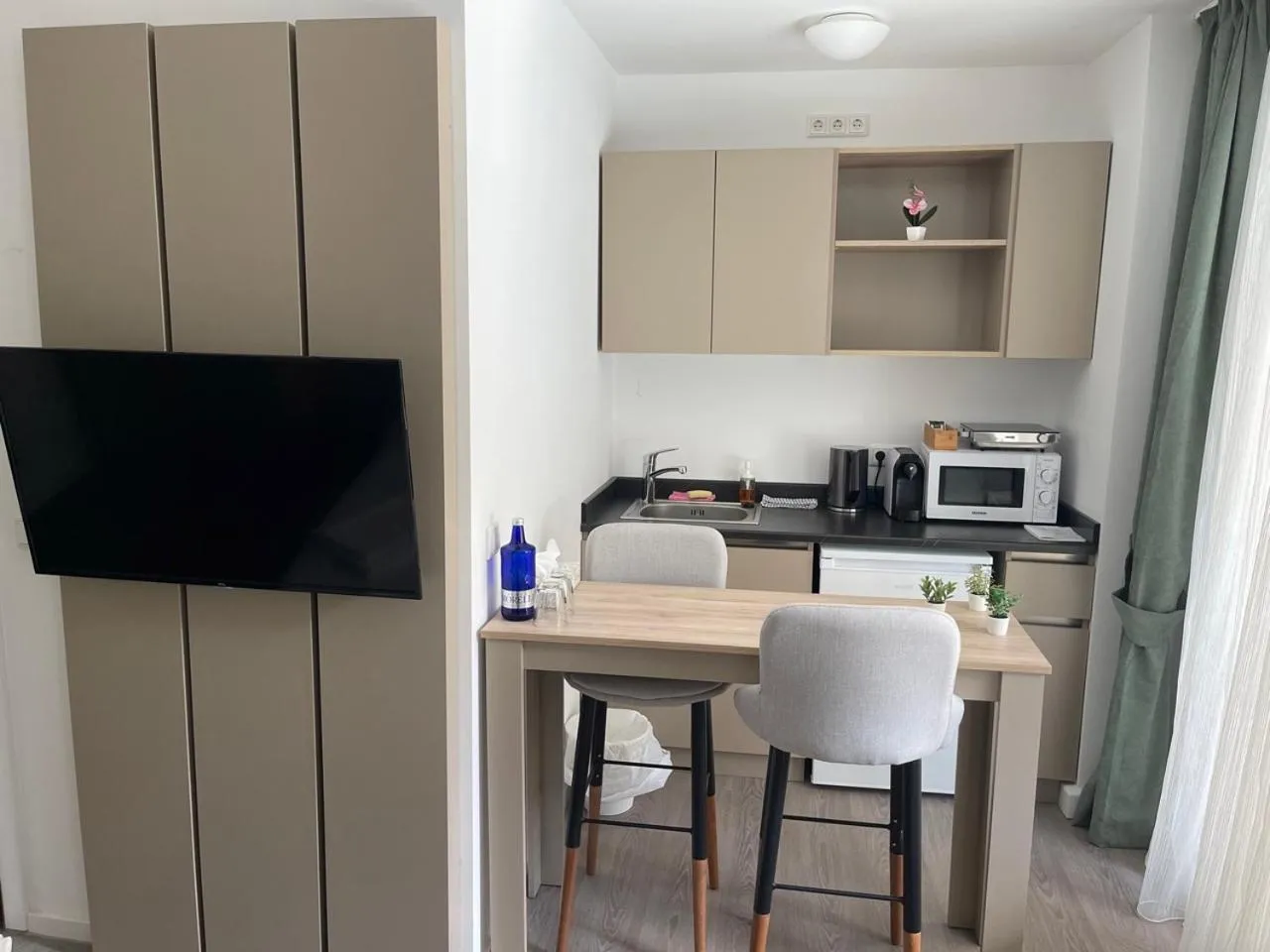 TV and multimedia in Weseler Wirtshaus Appartements