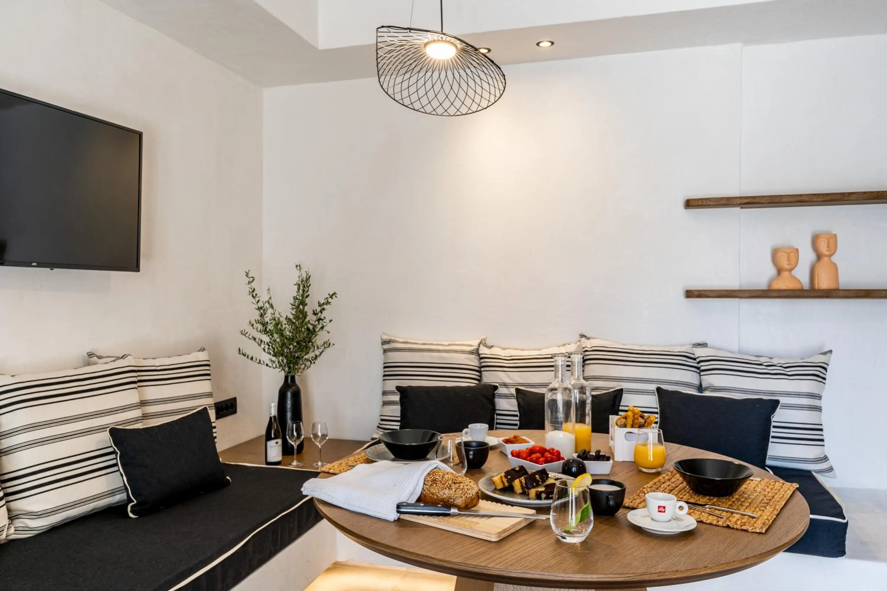 Living room in Amer Suites