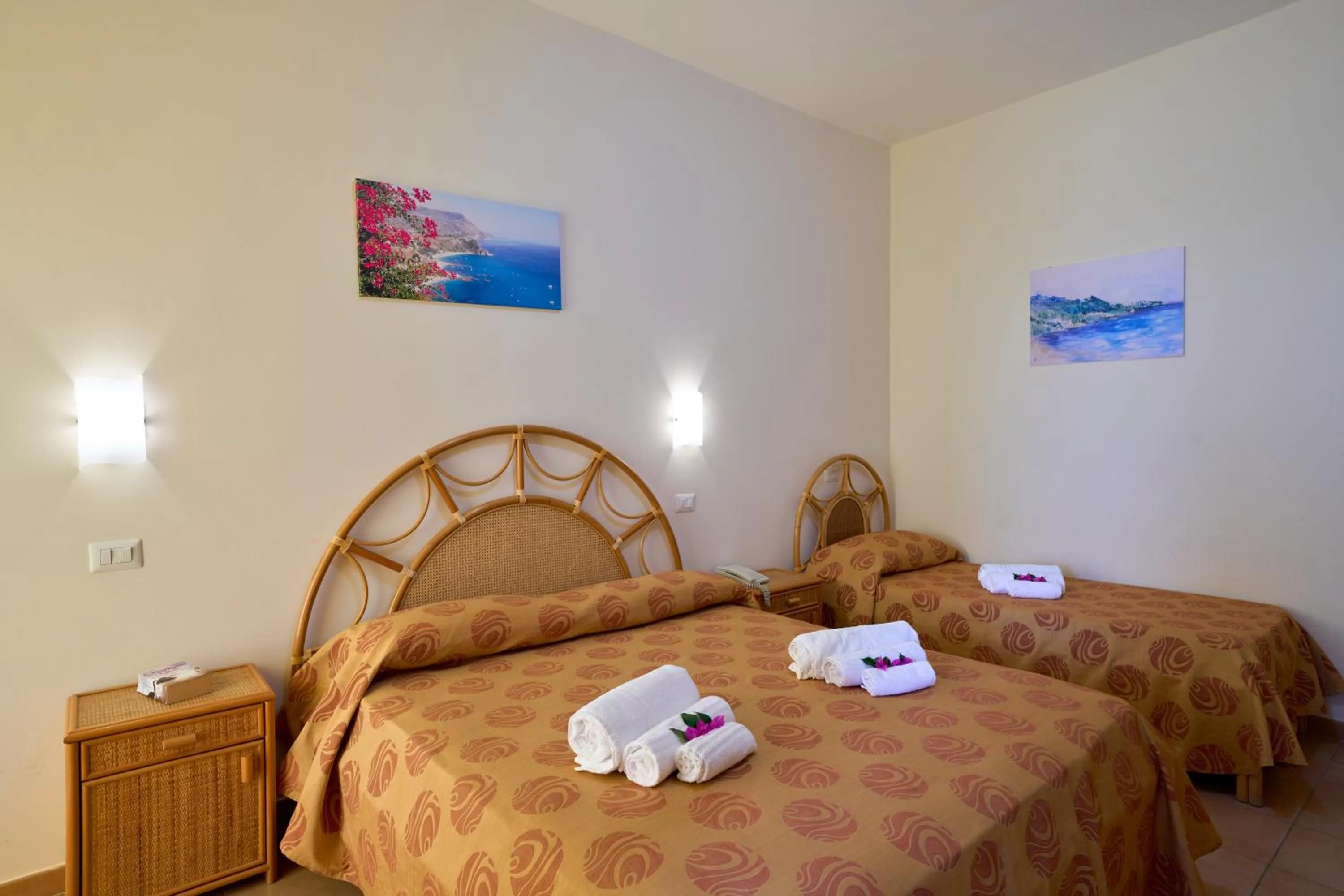 Photo of the whole room, Bed in Villaggio Santa Maria