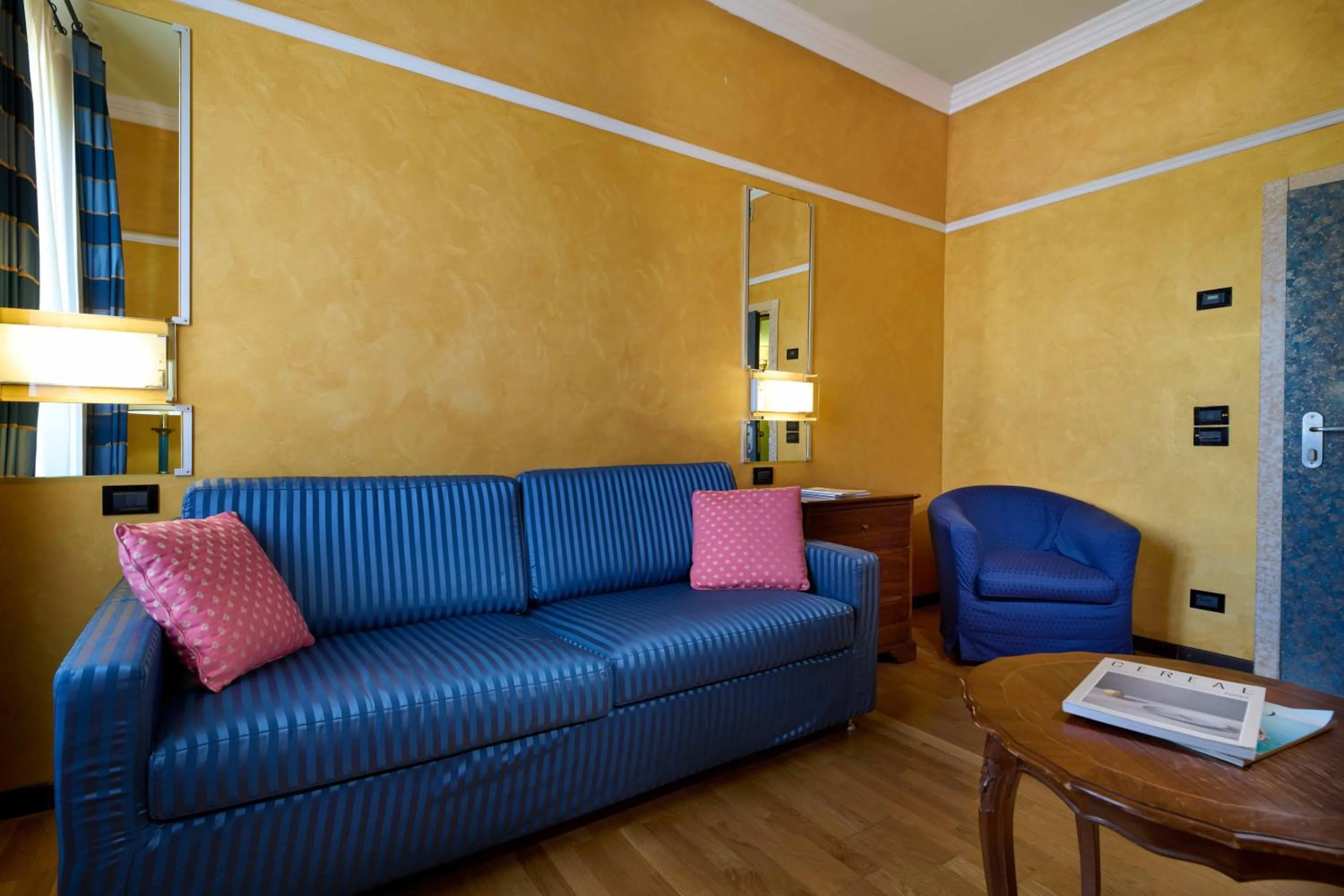 Living room in Grand Hotel Bellavista Palace & Golf