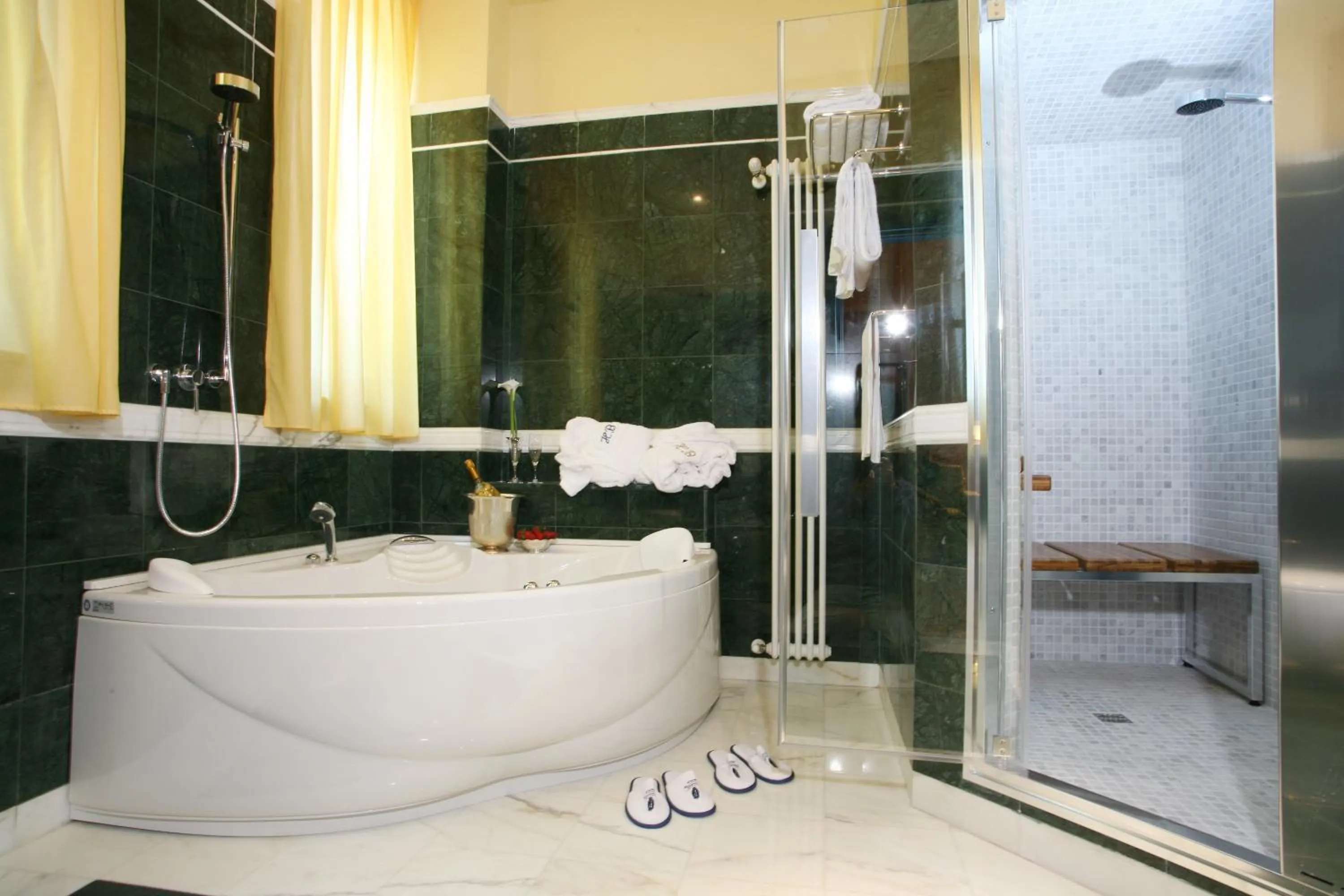 Bathroom in Grand Hotel Bellavista Palace & Golf