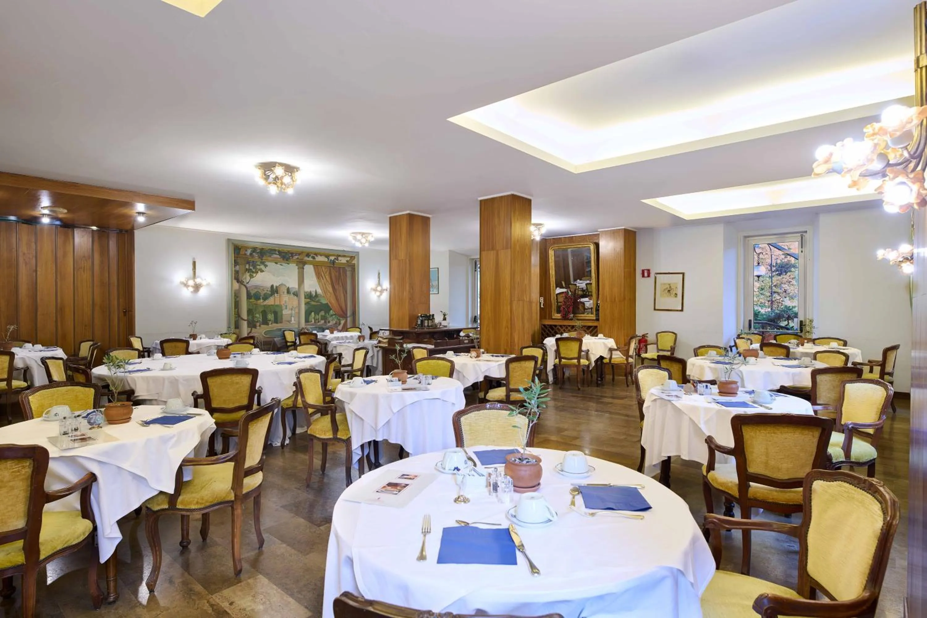 Restaurant/places to eat in Grand Hotel Bellavista Palace & Golf