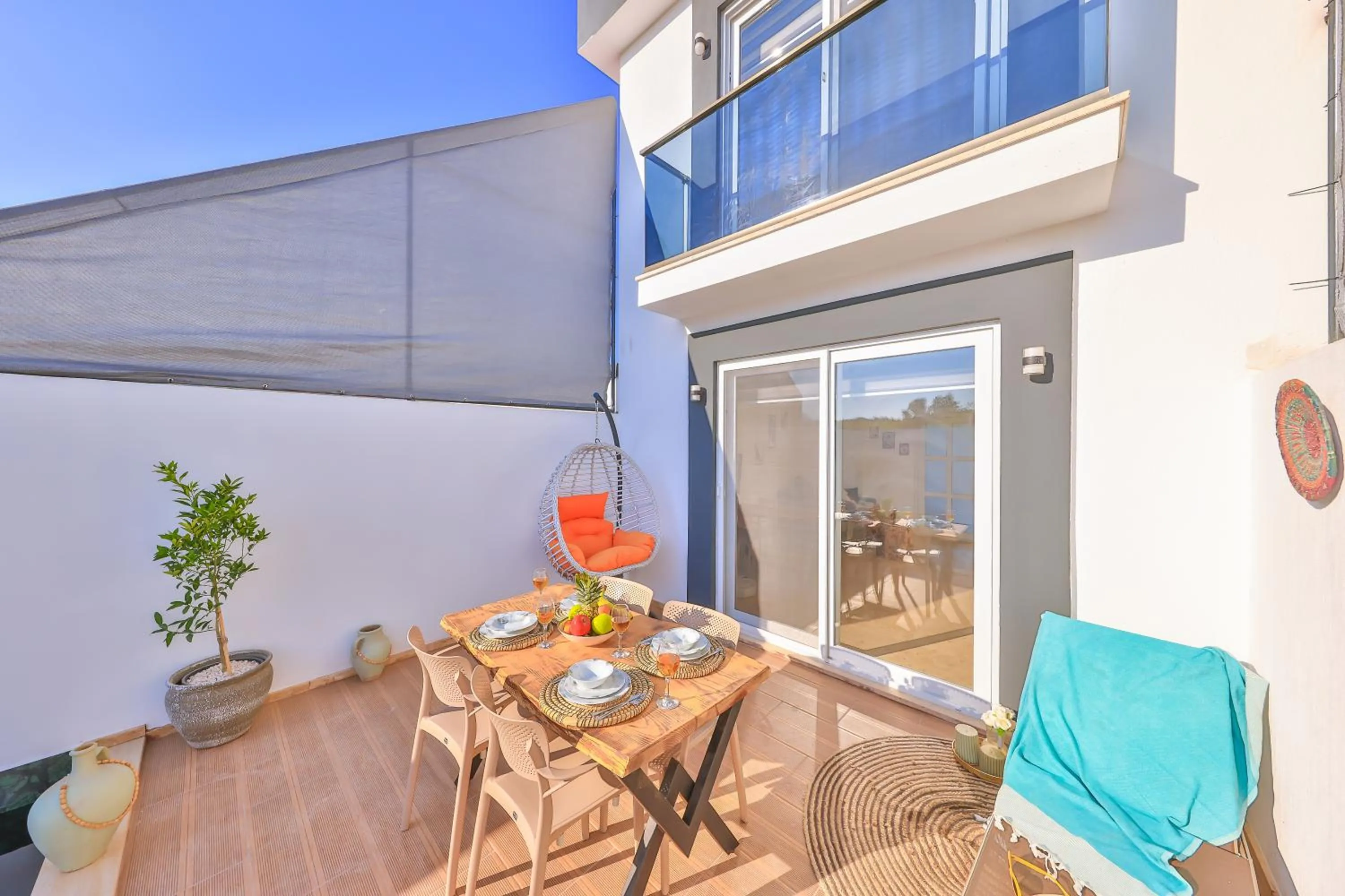 Property building in Villa Ay