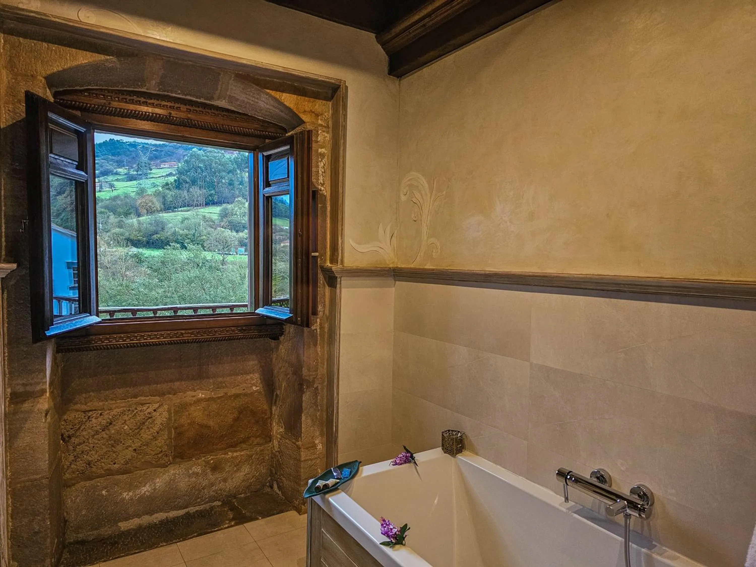 Hot Tub in Casona De La Pinta