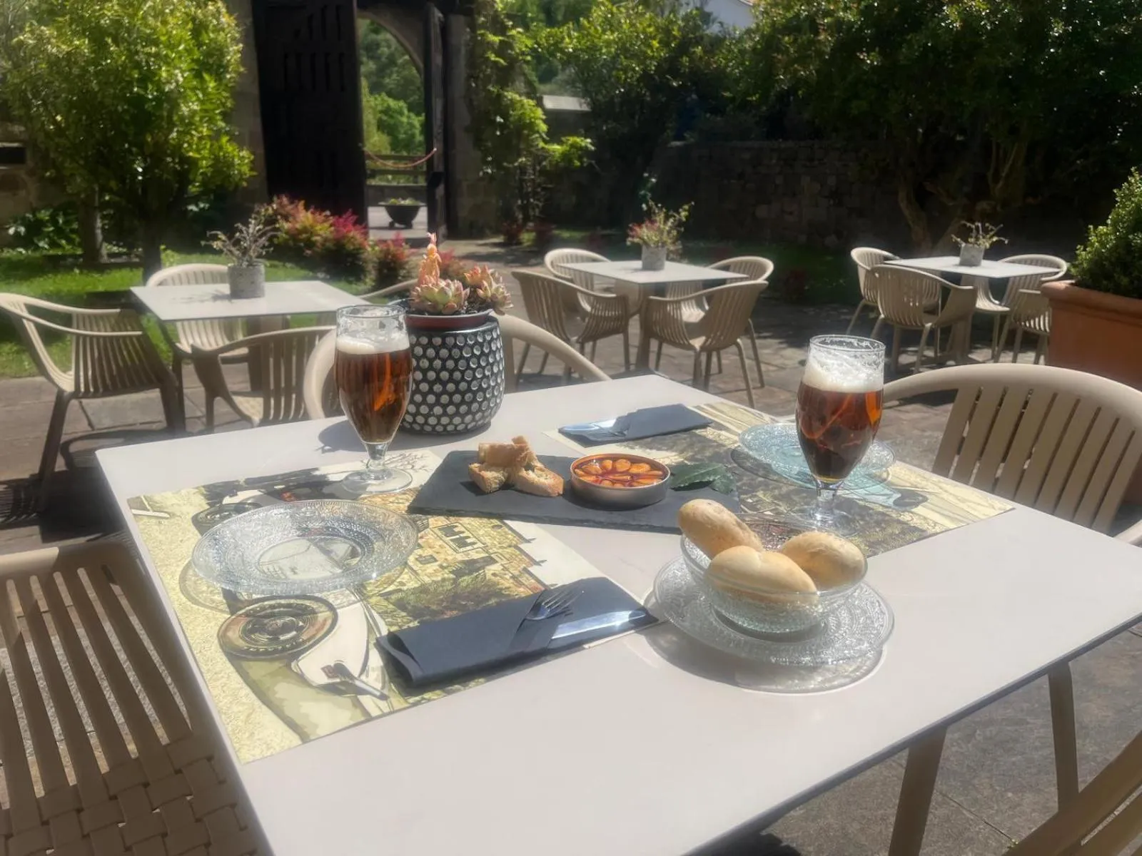 Restaurant/places to eat in Casona De La Pinta