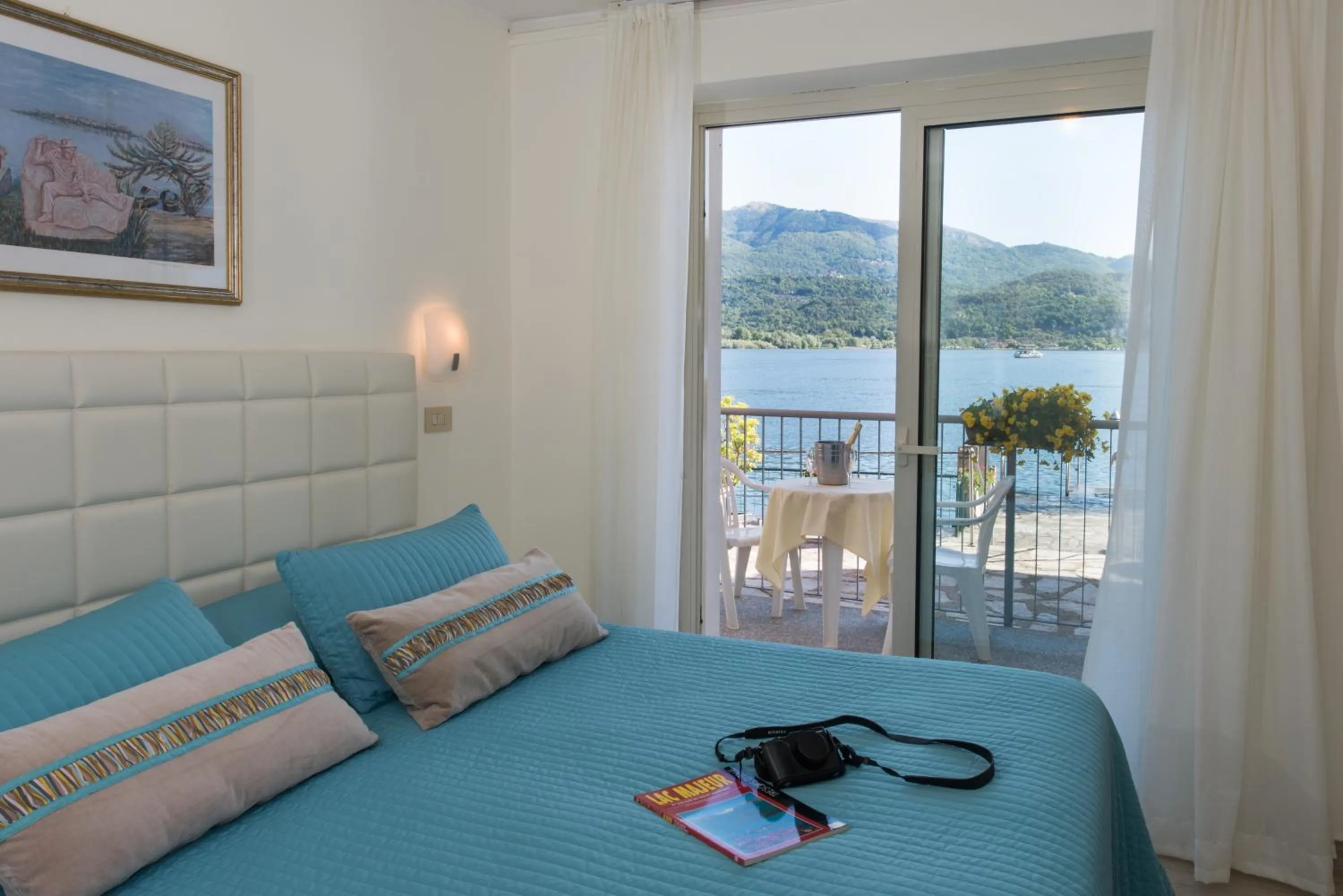 Bedroom, Bed in Hotel Carillon