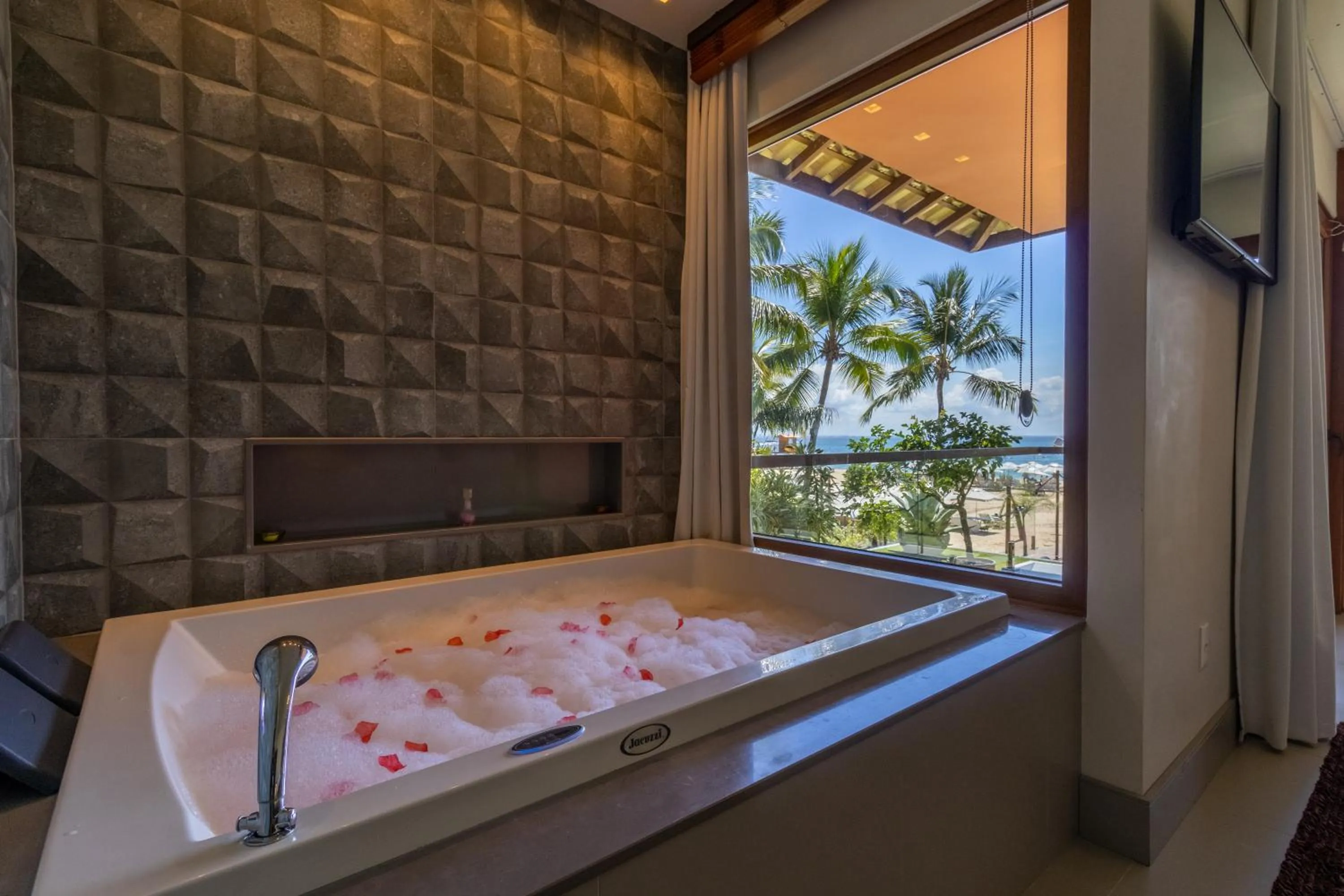 Hot Tub in Club do Balanço Pousada e Restaurante