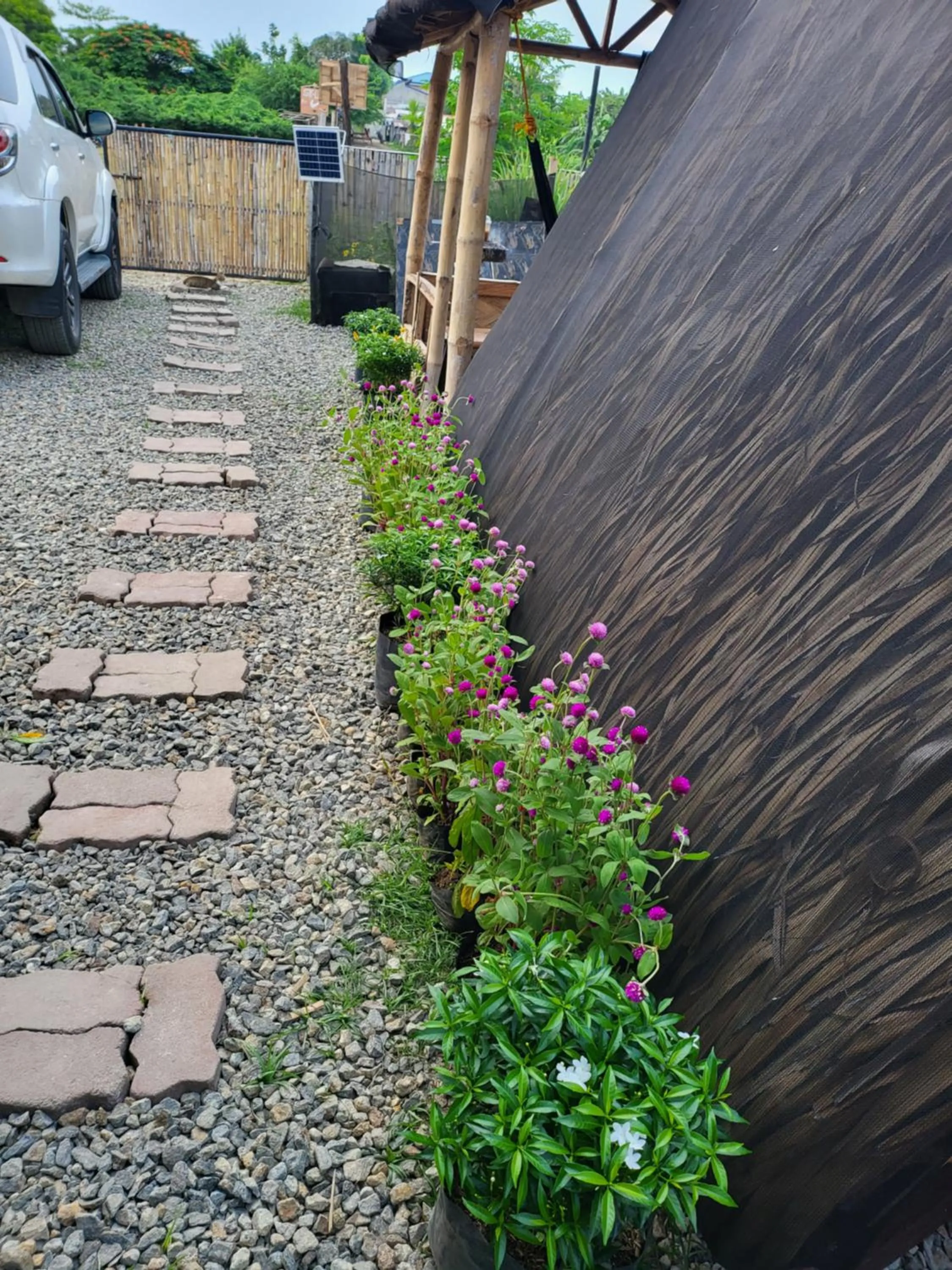 Calatagan's Bahay Kubo - with Beach Access