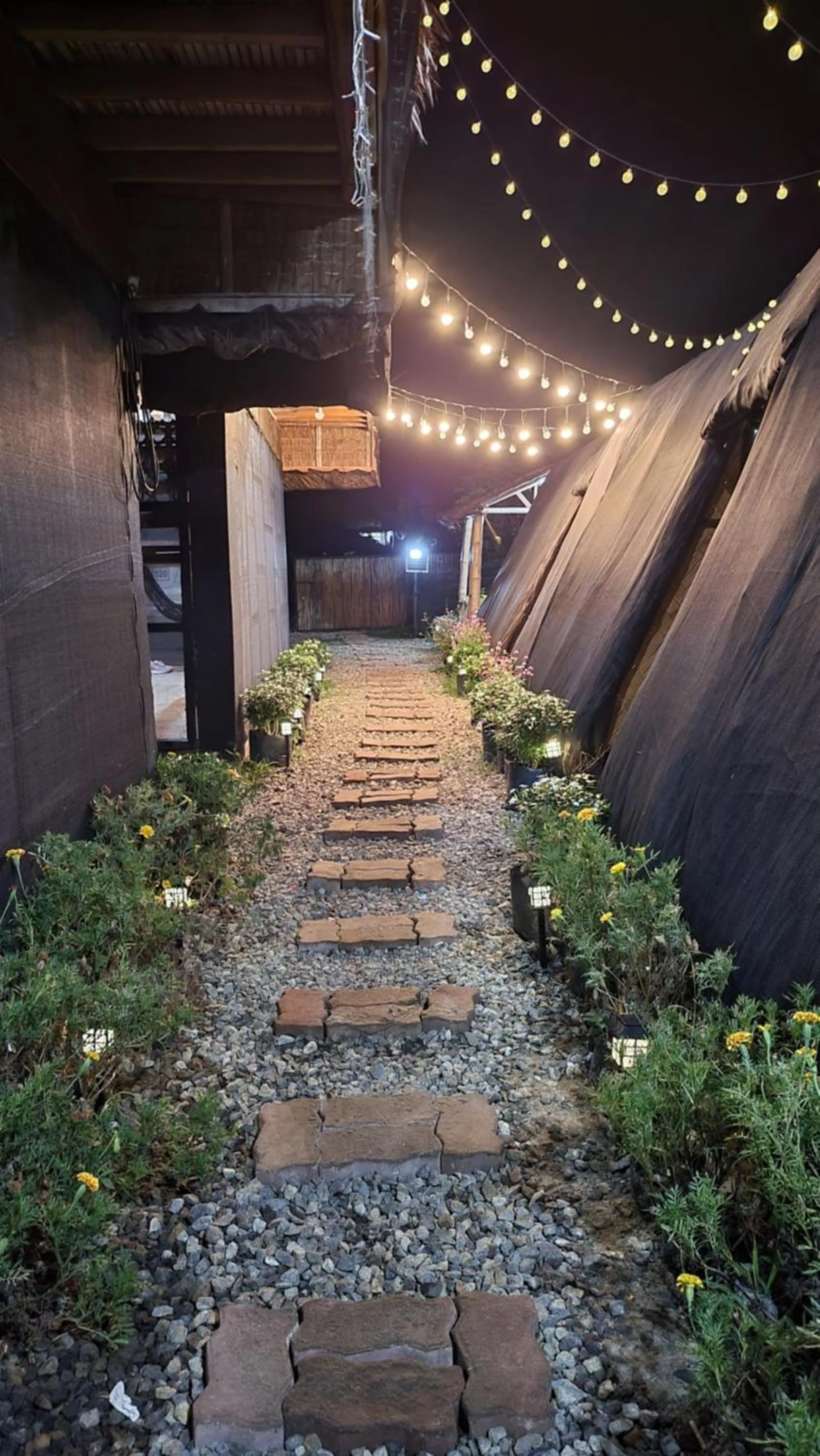 Calatagan's Bahay Kubo - with Beach Access