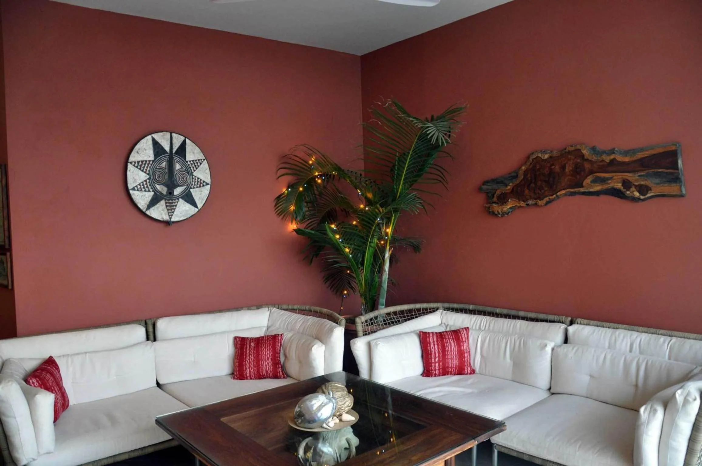 Lounge or bar in Leo's Beach Hotel - Adults Only