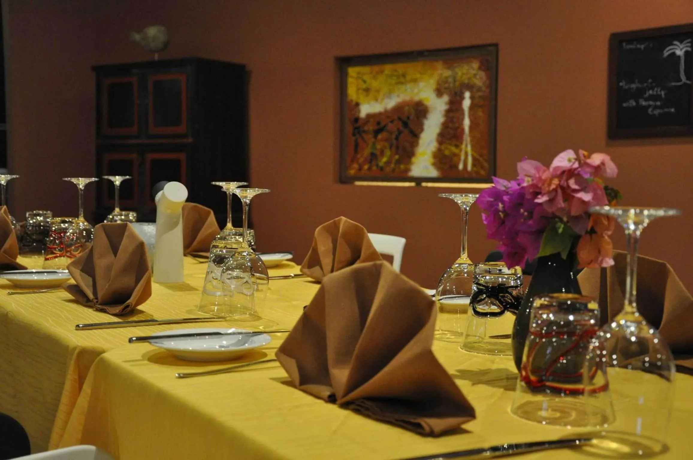 Restaurant/places to eat in Leo's Beach Hotel - Adults Only