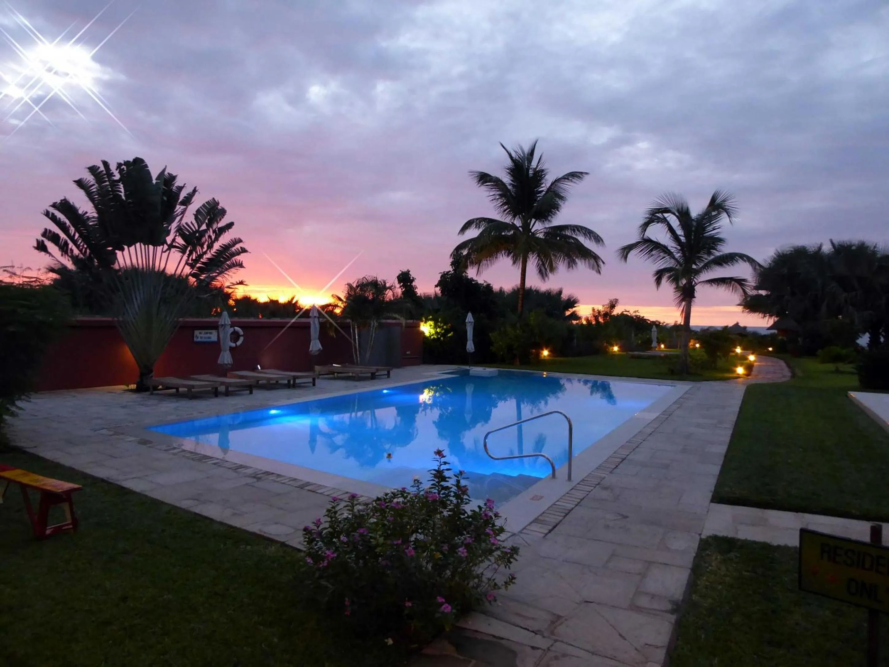 Garden in Leo's Beach Hotel - Adults Only