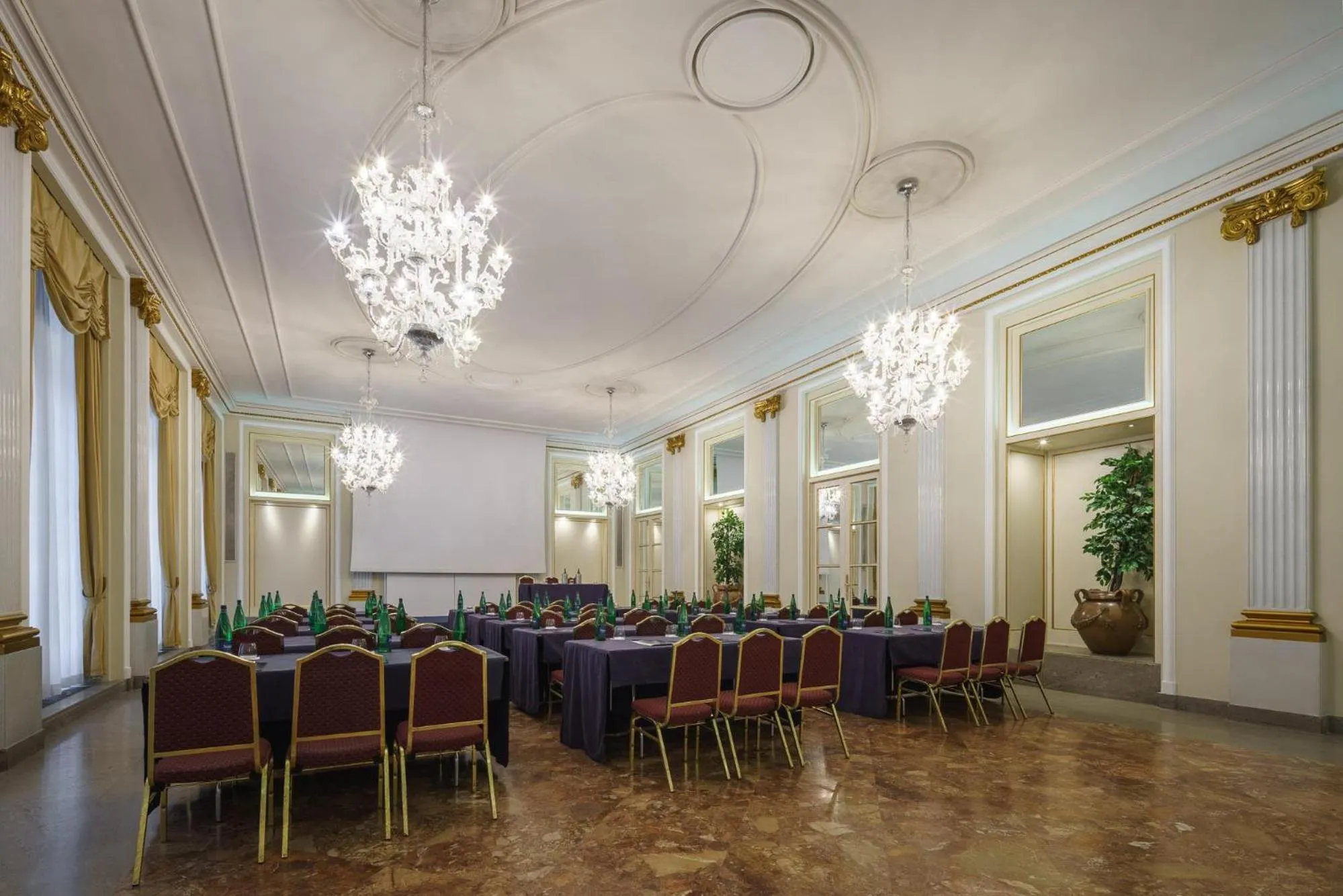 Banquet/Function facilities in Eurostars Hotel Excelsior