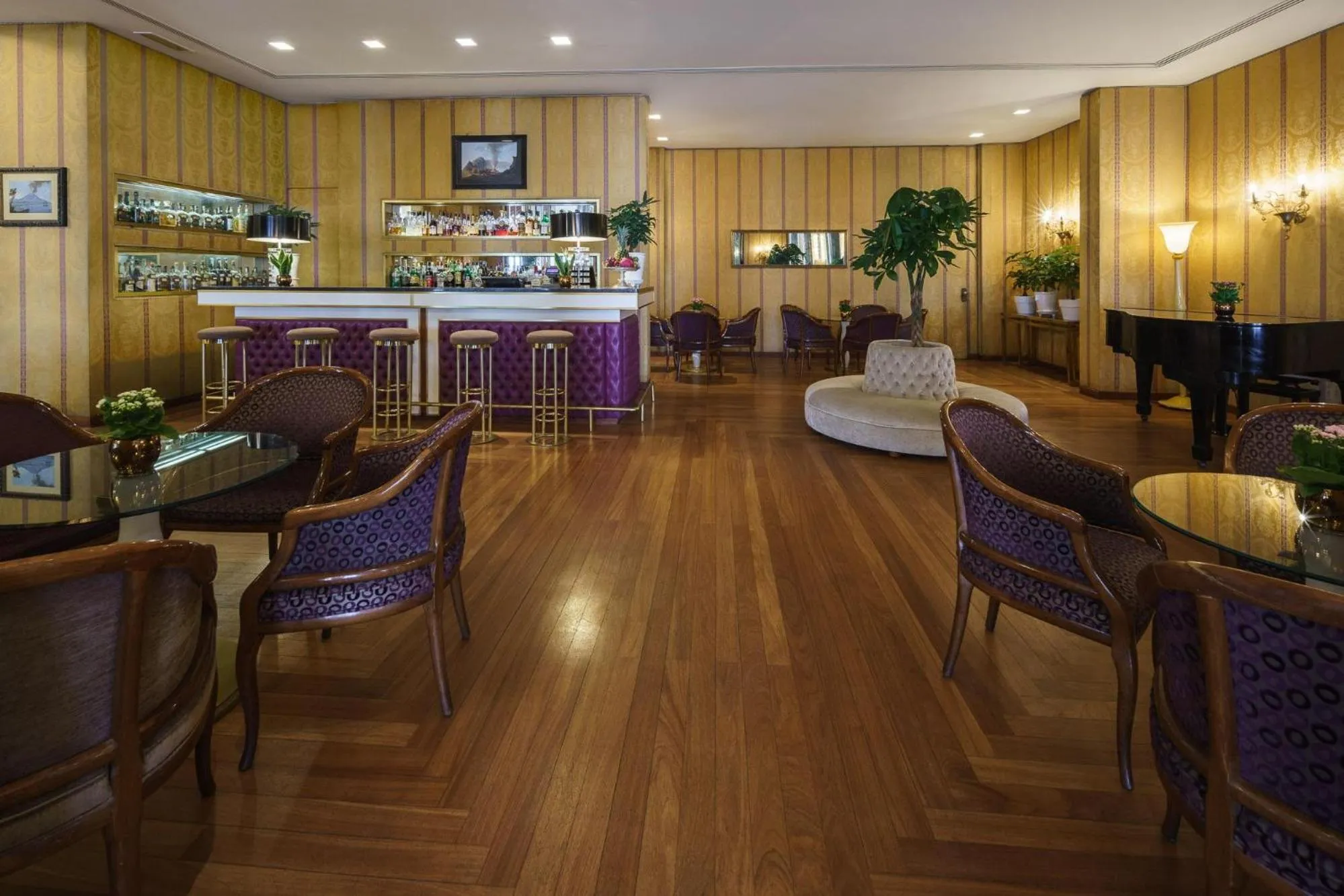 Lounge or bar in Eurostars Hotel Excelsior