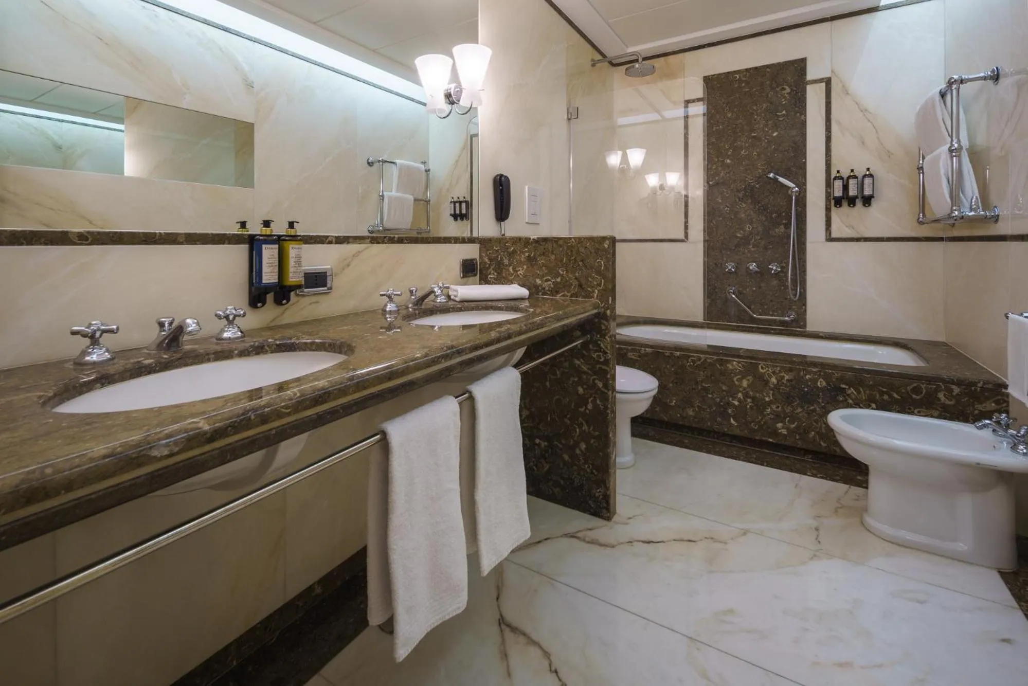 Bathroom in Eurostars Hotel Excelsior