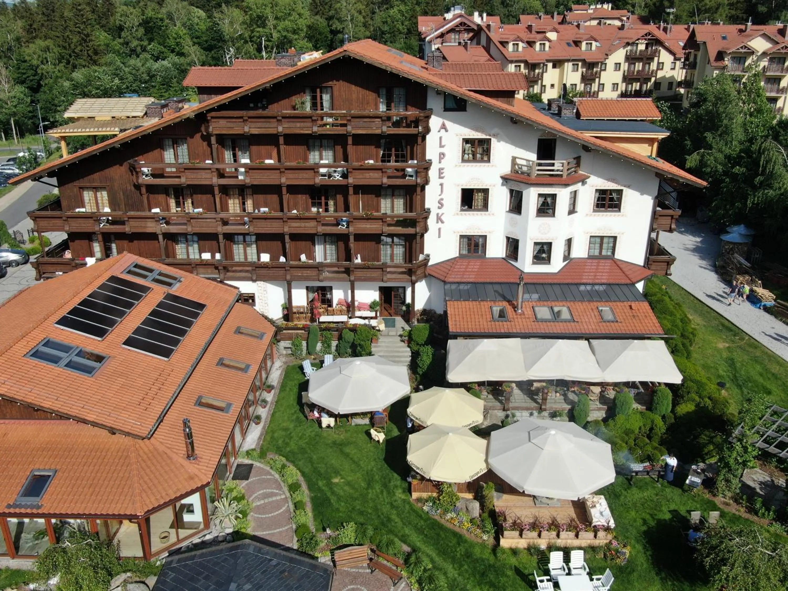 Property building in Alpejski Boutique Hotel