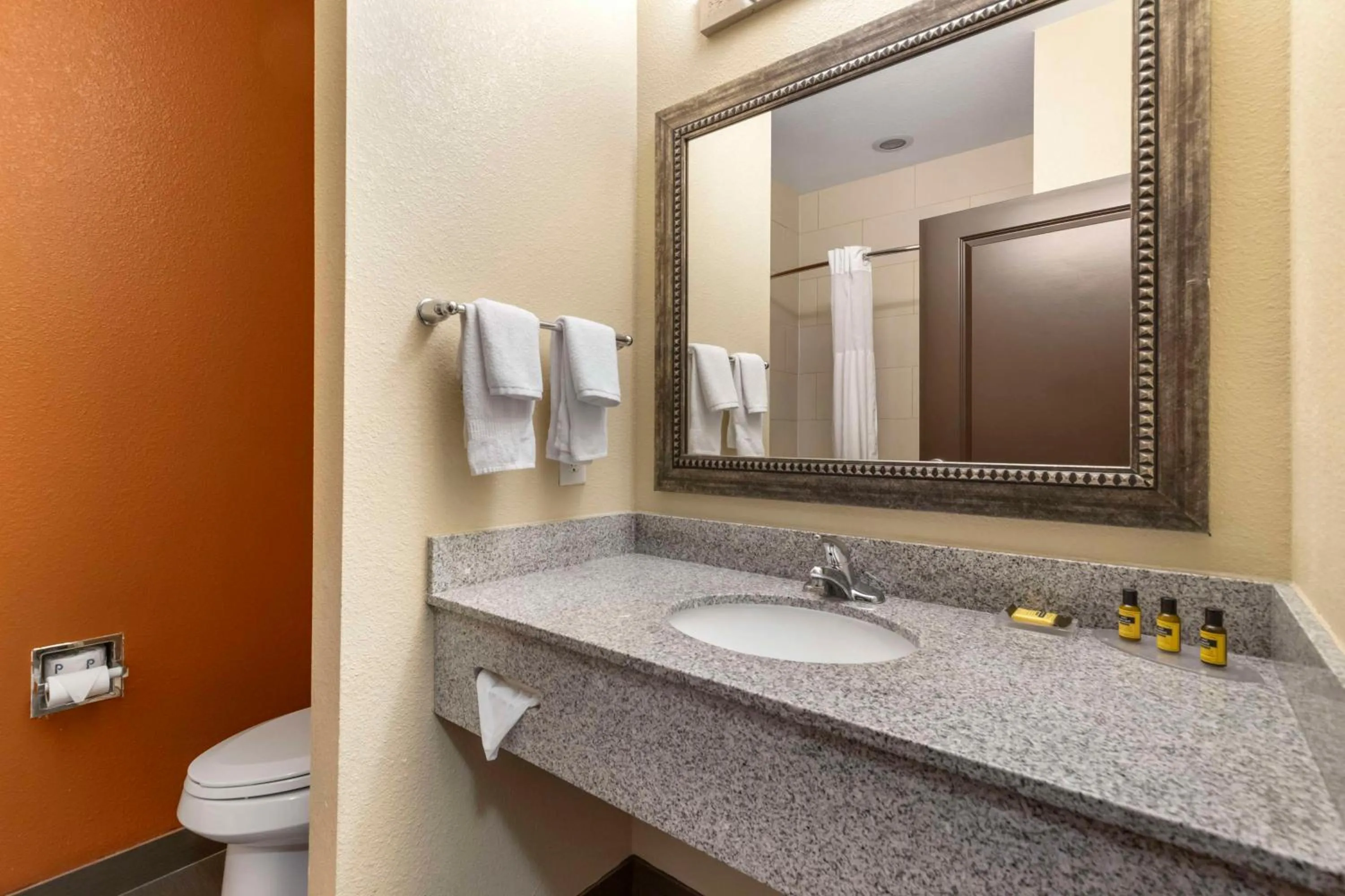 Bathroom in Best Western Plus Longhorn Inn & Suites