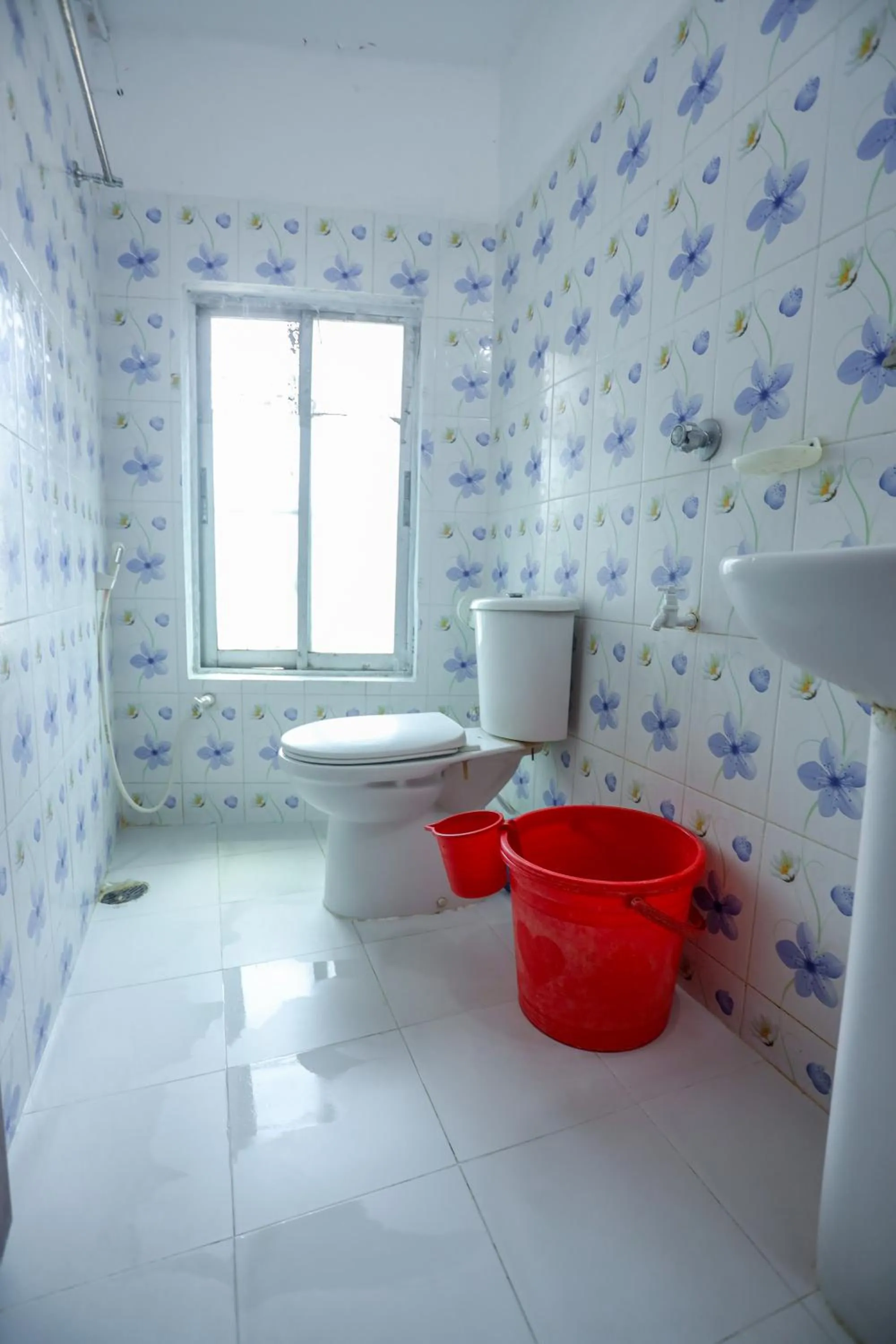 Bathroom in Hotel City International Green Road