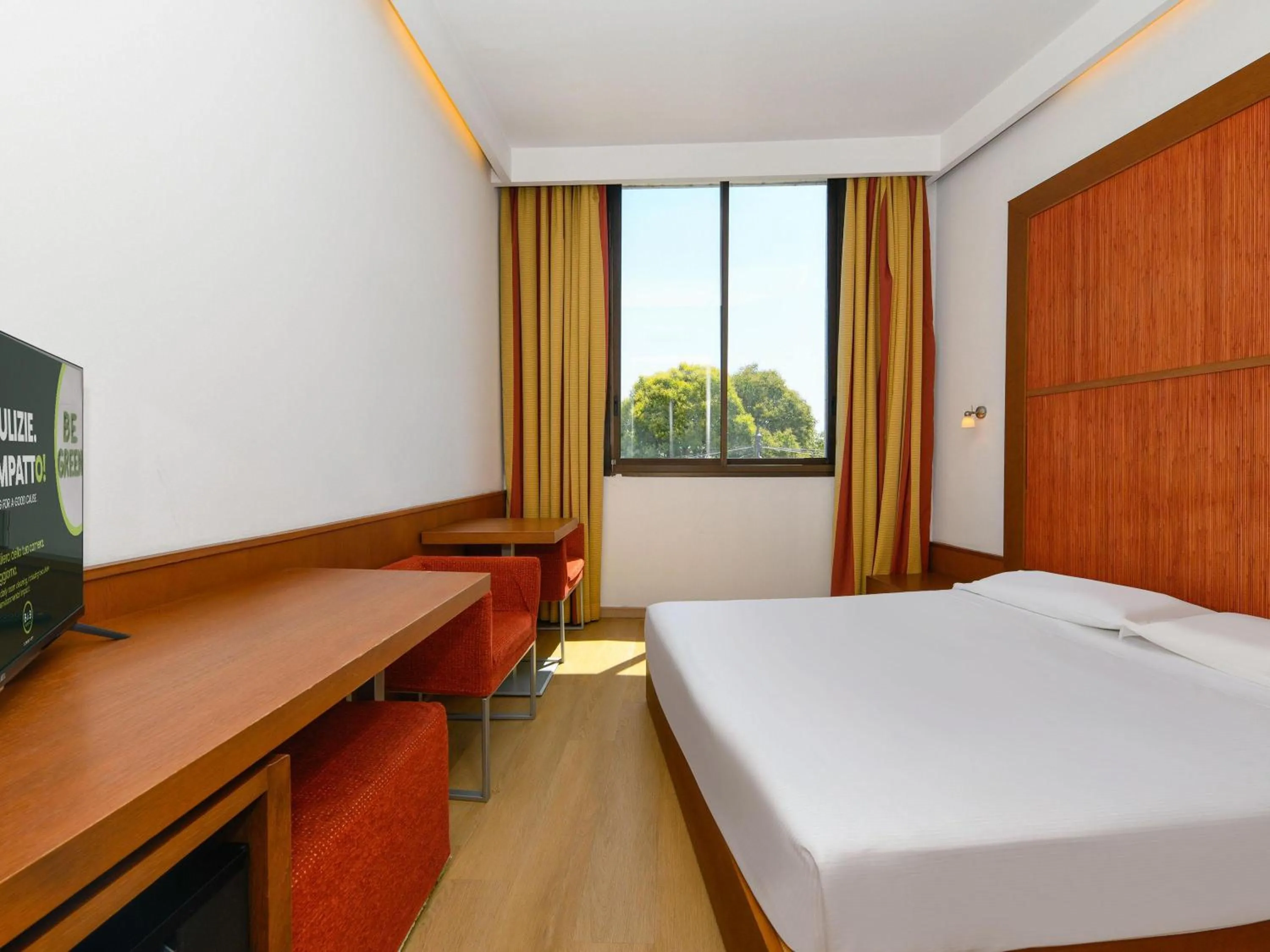 Photo of the whole room, Bed in B&B HOTEL Padova Methis