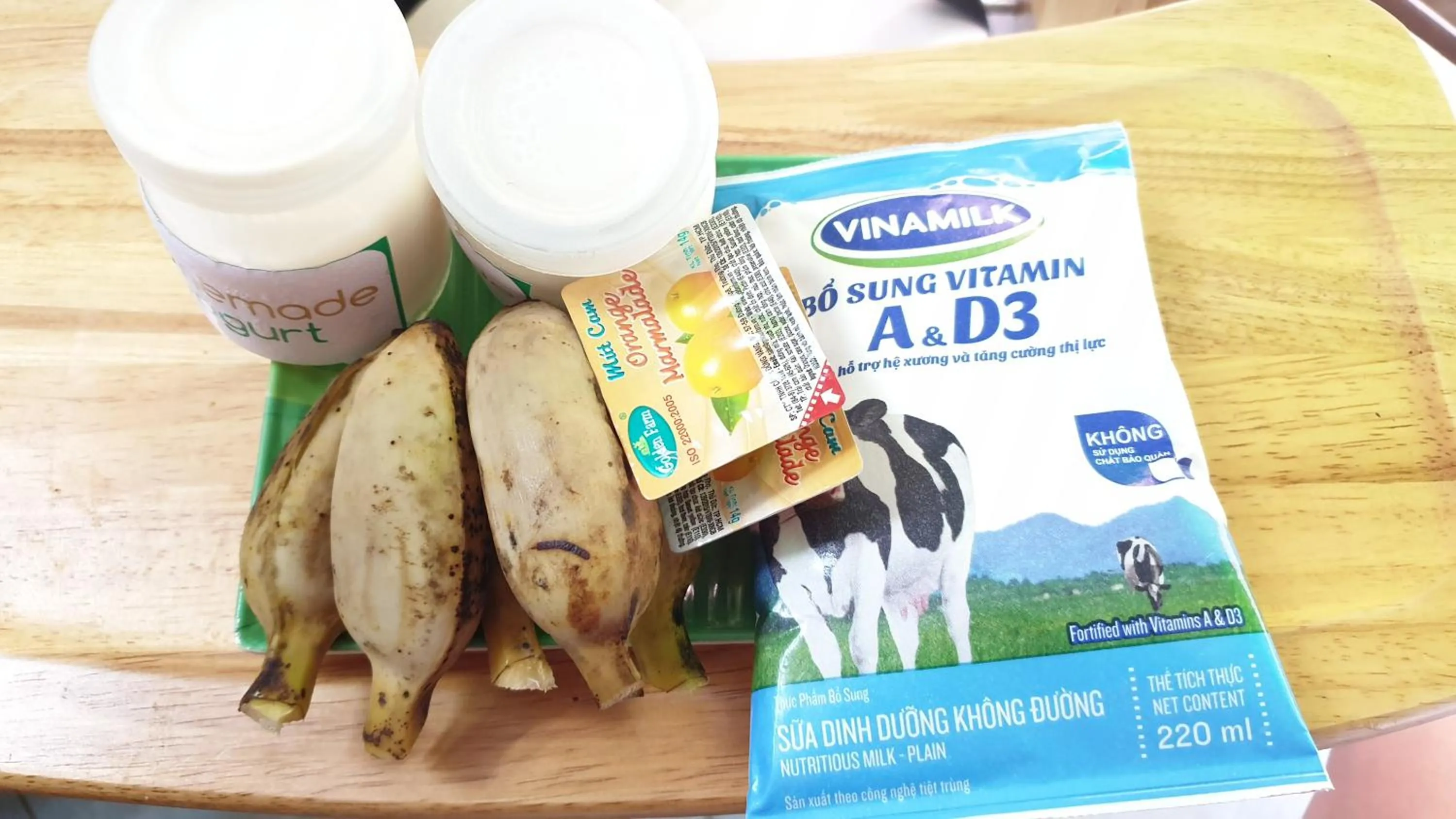 Breakfast in Winter Spring Homestay Center