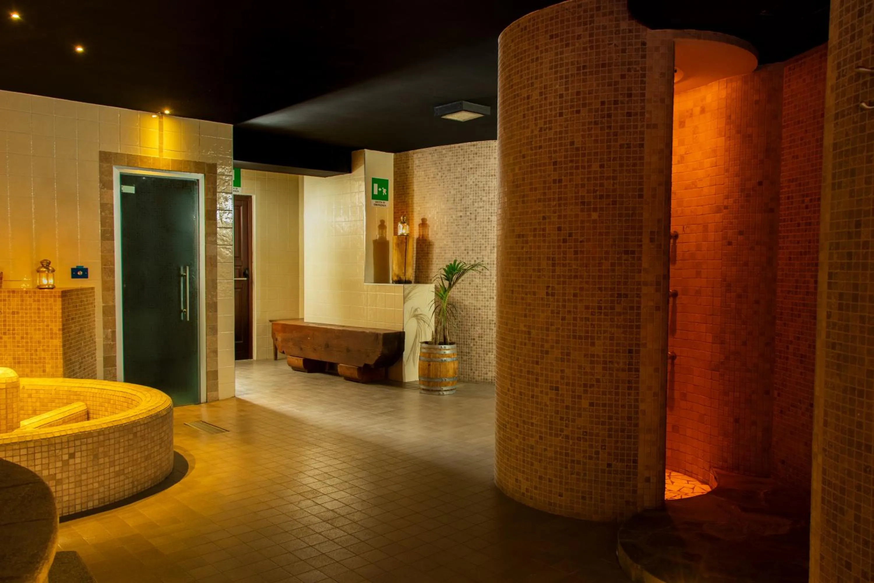 Spa and wellness centre/facilities in Maison Cly