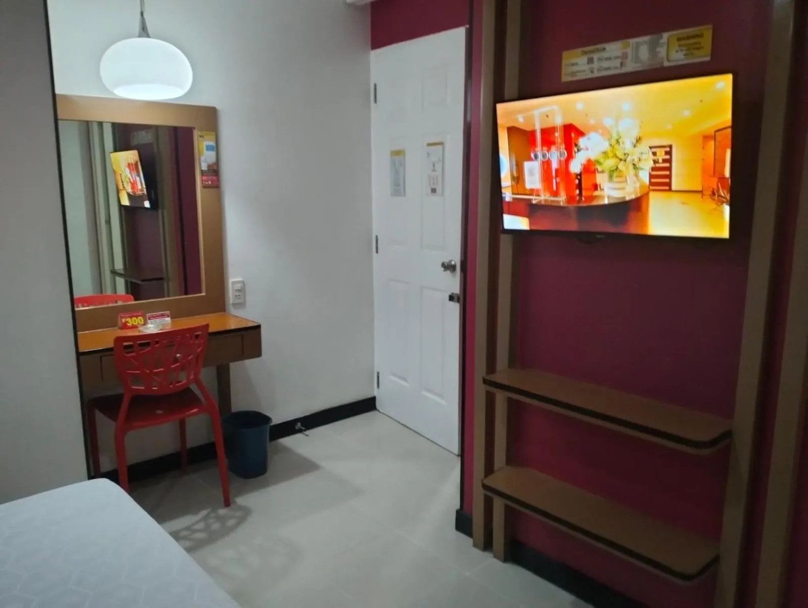 TV and multimedia, Bed in Hotel Sogo Banawe