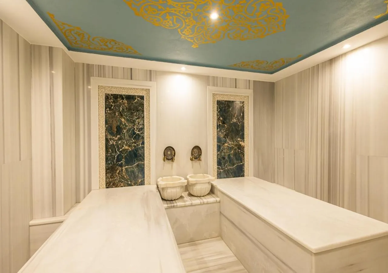 Spa and wellness centre/facilities, Bed in Peramis Hotel & Spa