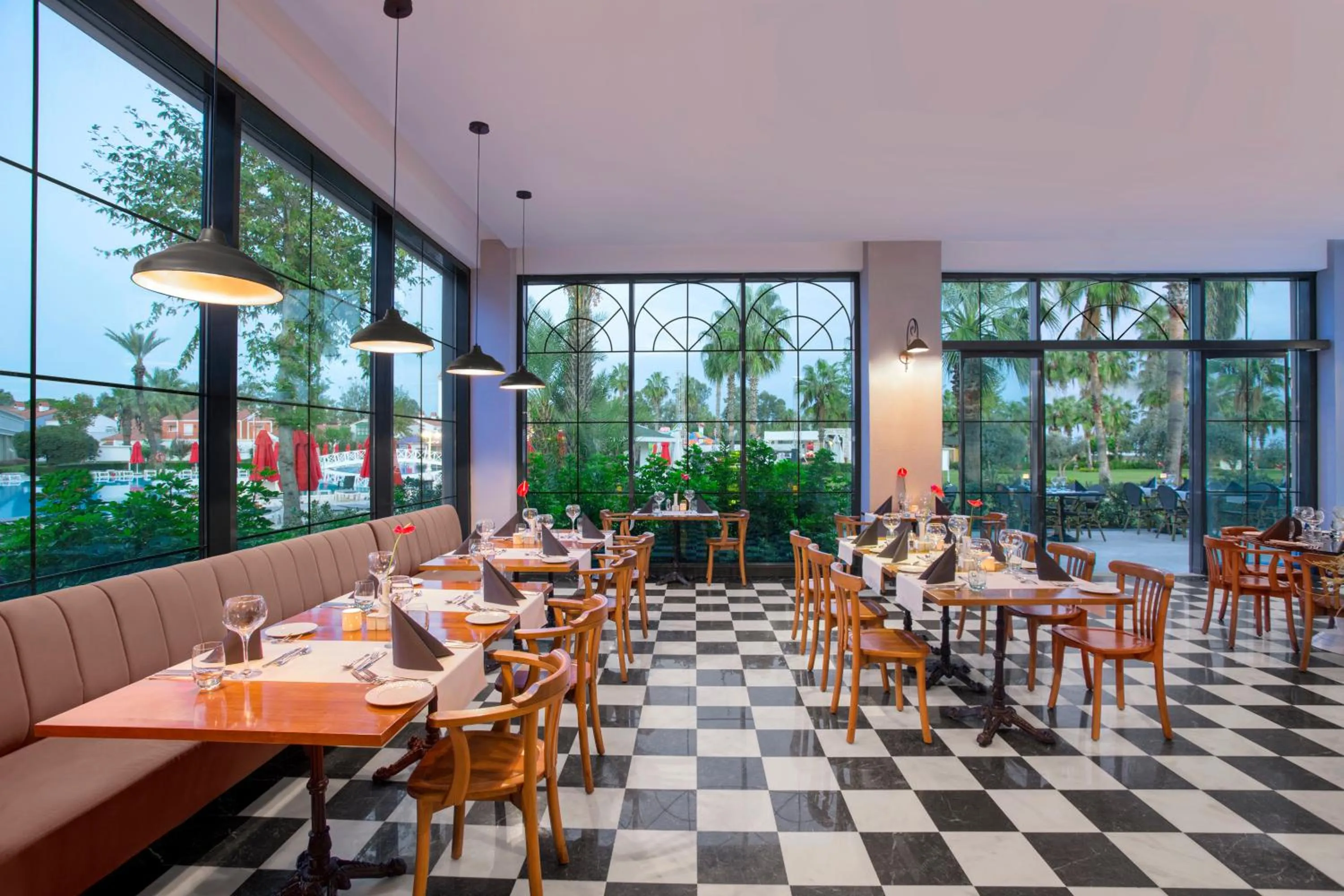 Restaurant/places to eat in IC Hotels Santai Family Resort - Kids Concept