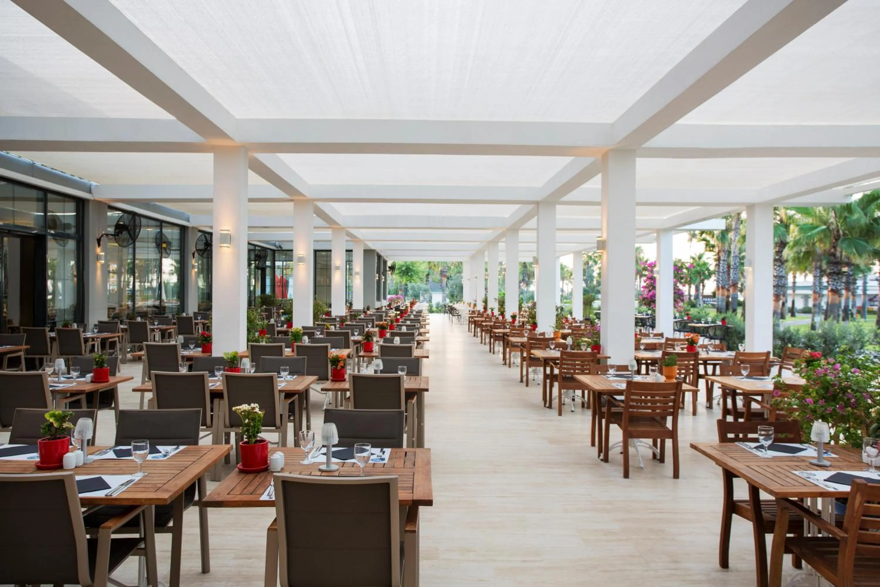 Restaurant/places to eat in IC Hotels Santai Family Resort - Kids Concept