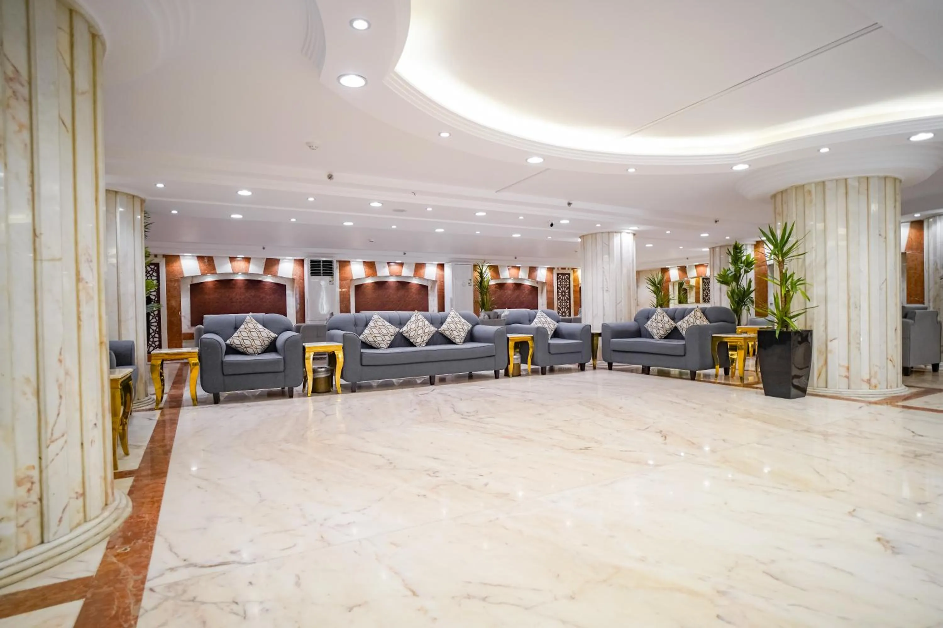 Seating area in Osturat Emaar Hotel