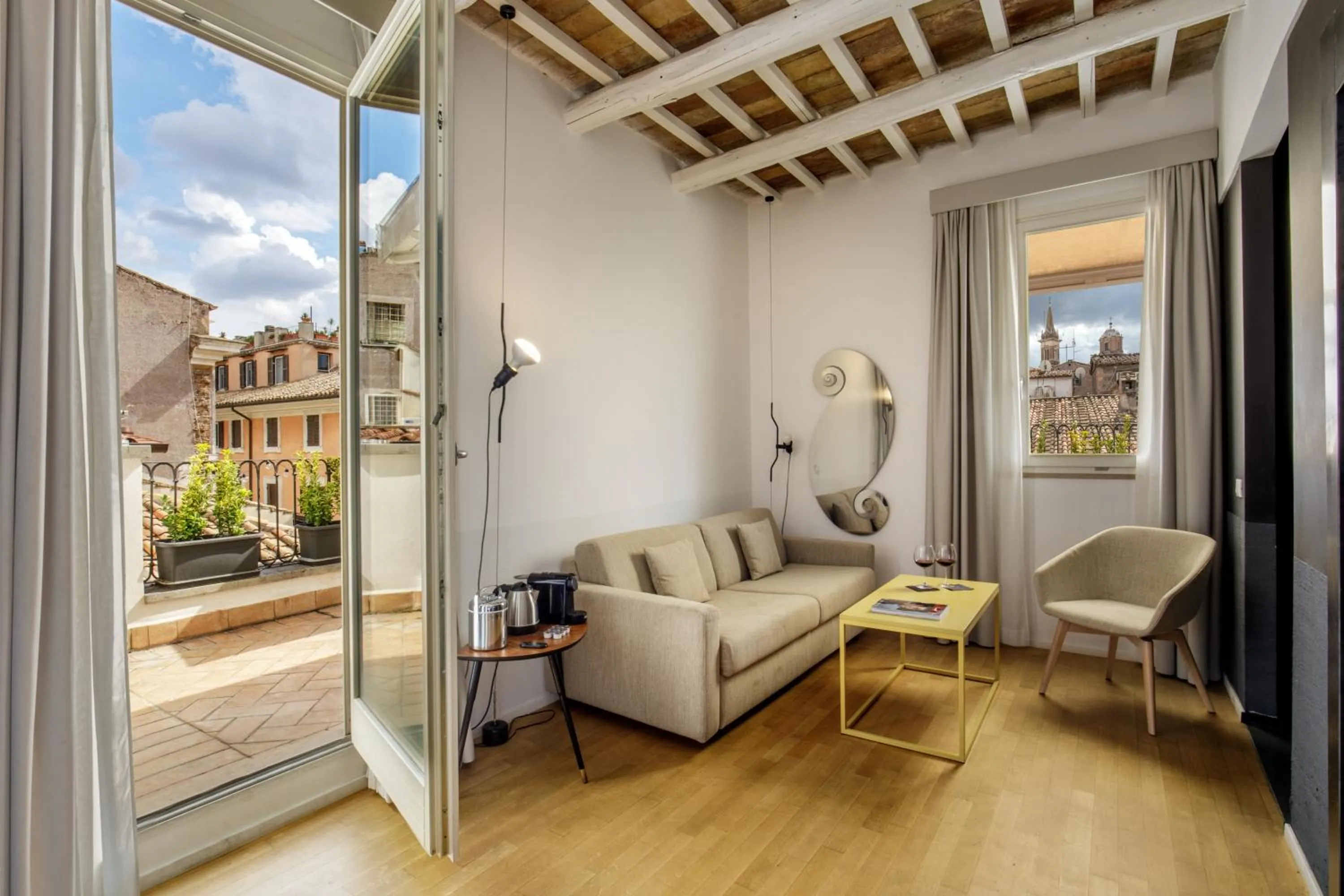 Living room in Coronari Palace