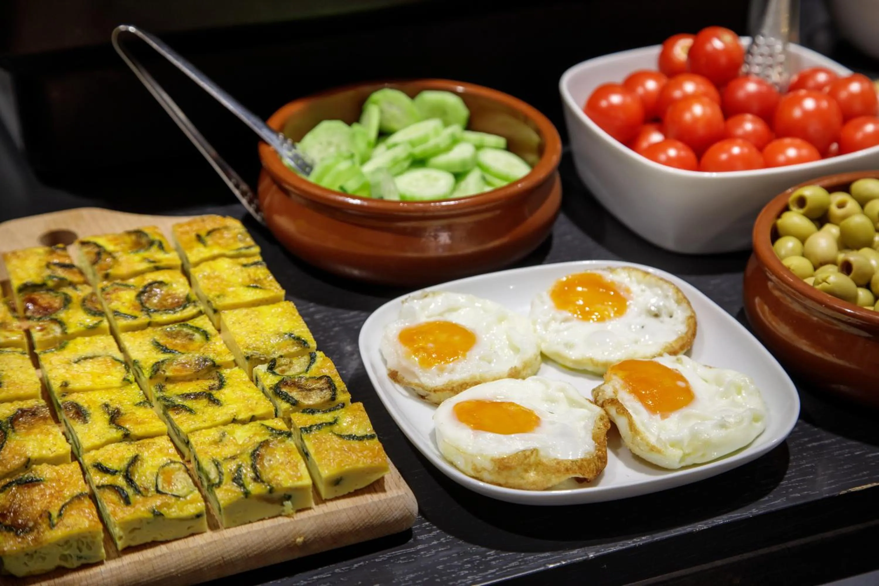 Food in Coronari Palace