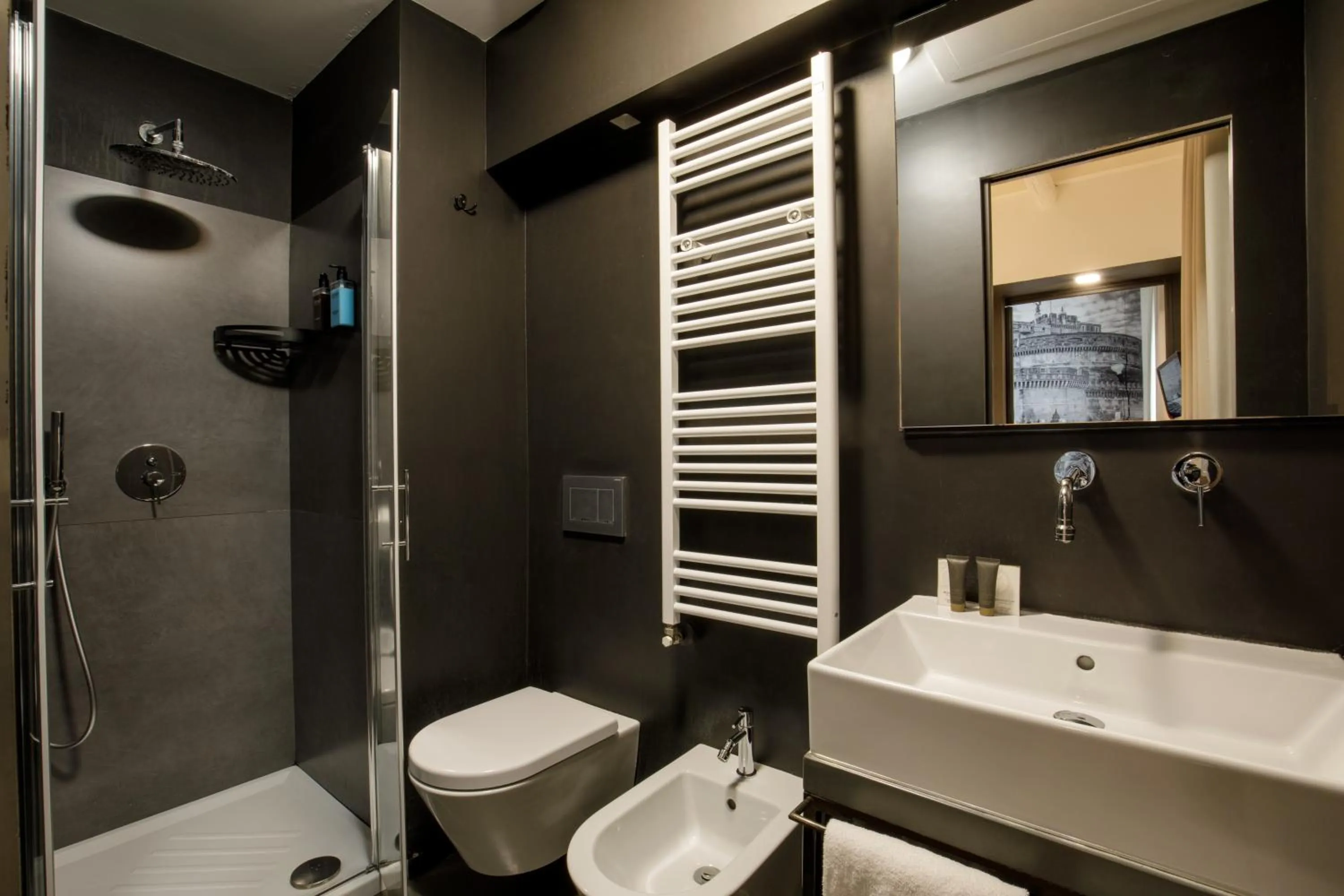 Bathroom in Coronari Palace