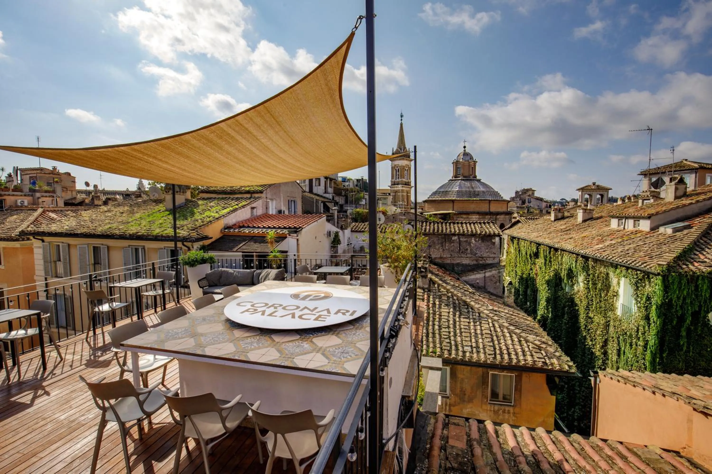 Balcony/Terrace in Coronari Palace