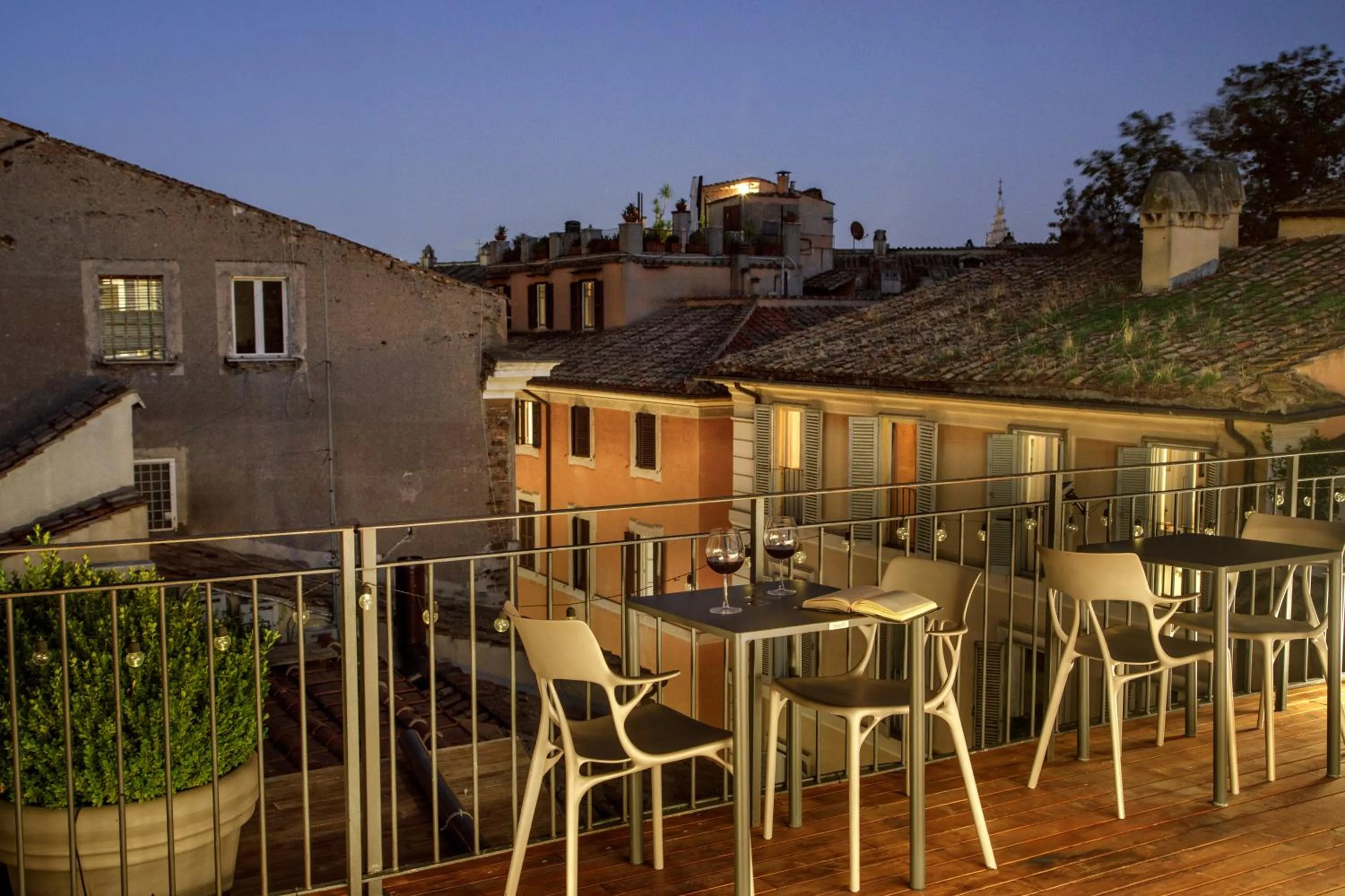Balcony/Terrace in Coronari Palace