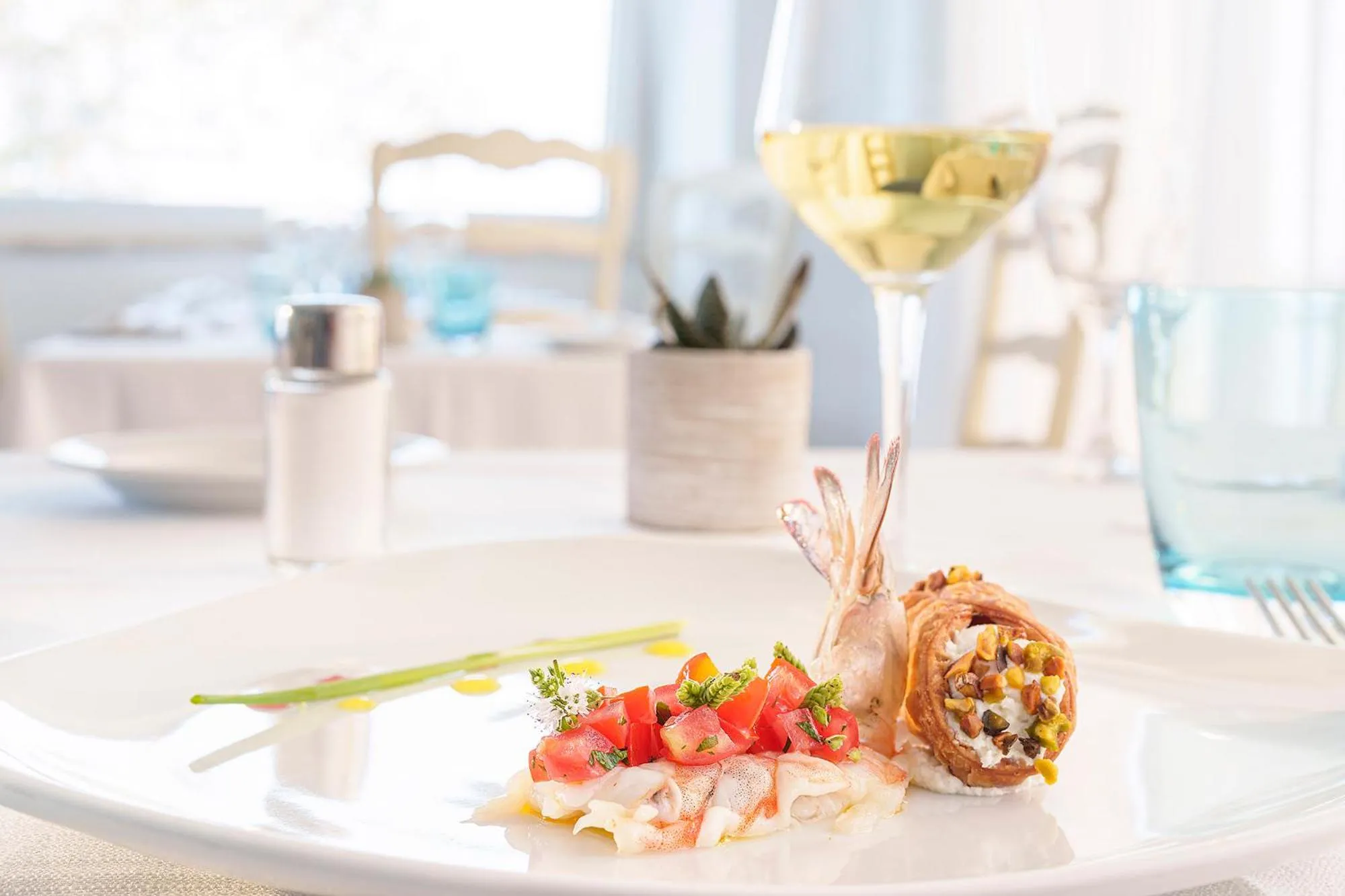 Restaurant/places to eat in Hotel Continental Mare