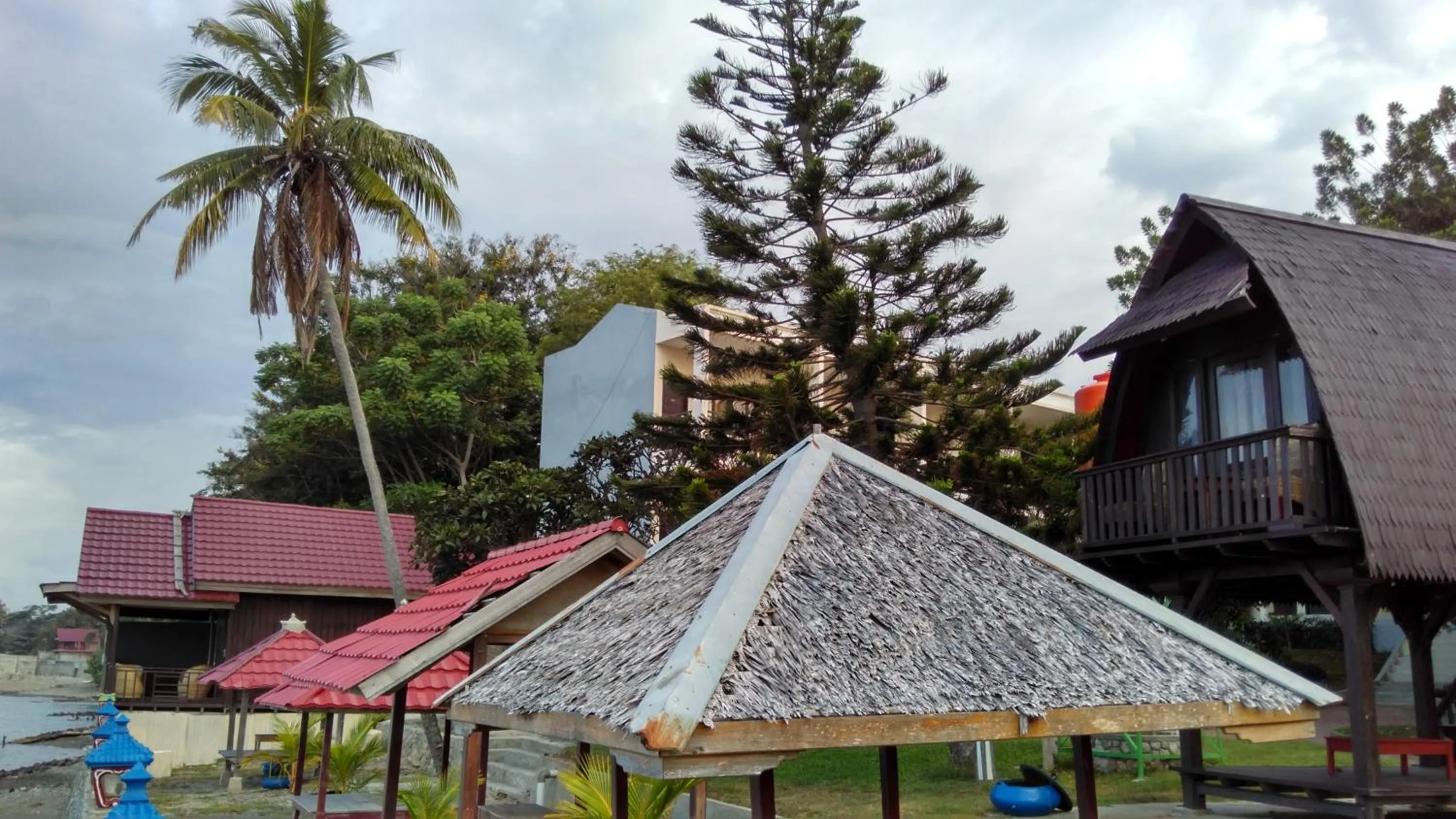 Garden in Amazing Beach Resort Palu