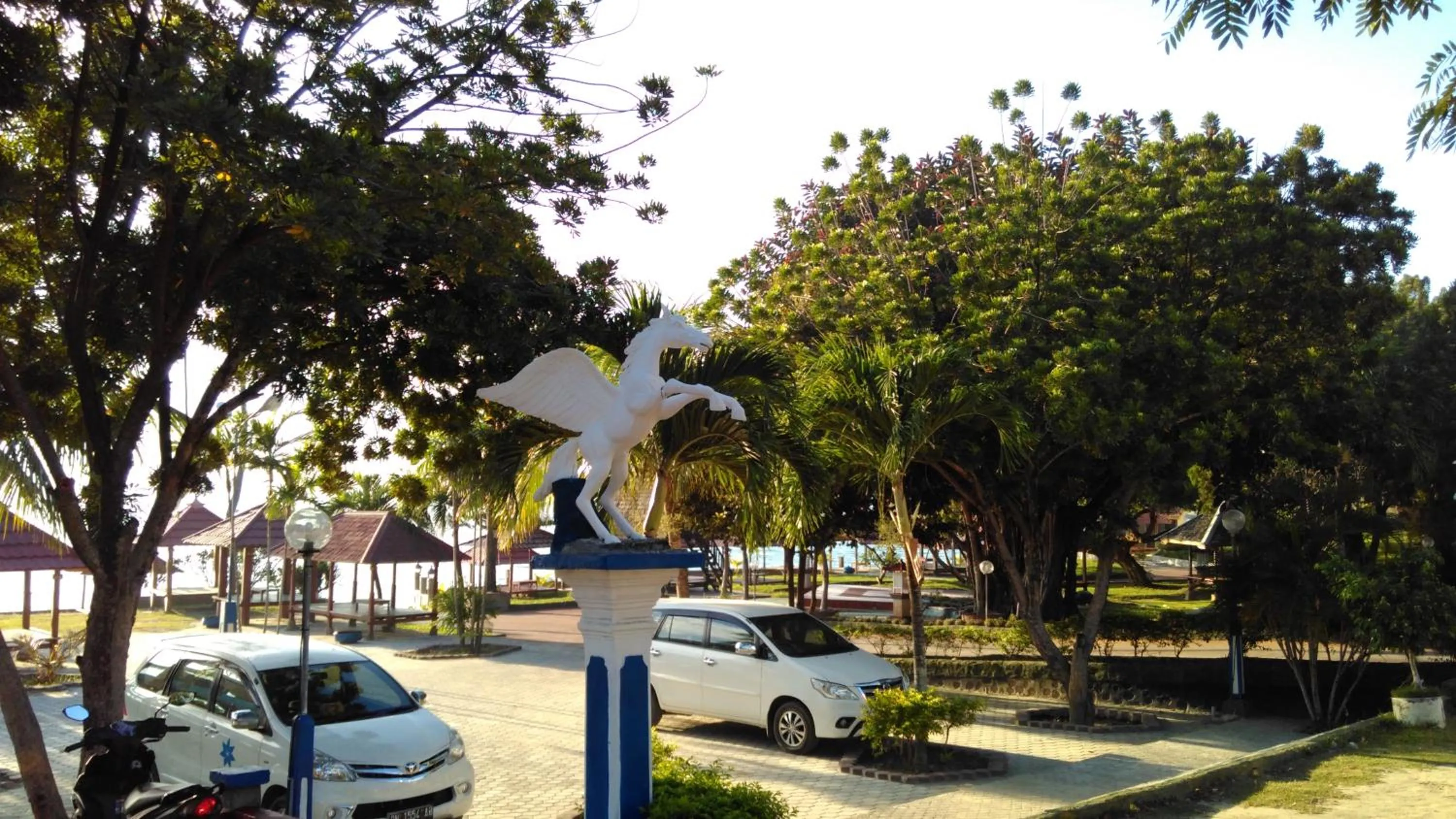 Area and facilities in Amazing Beach Resort Palu