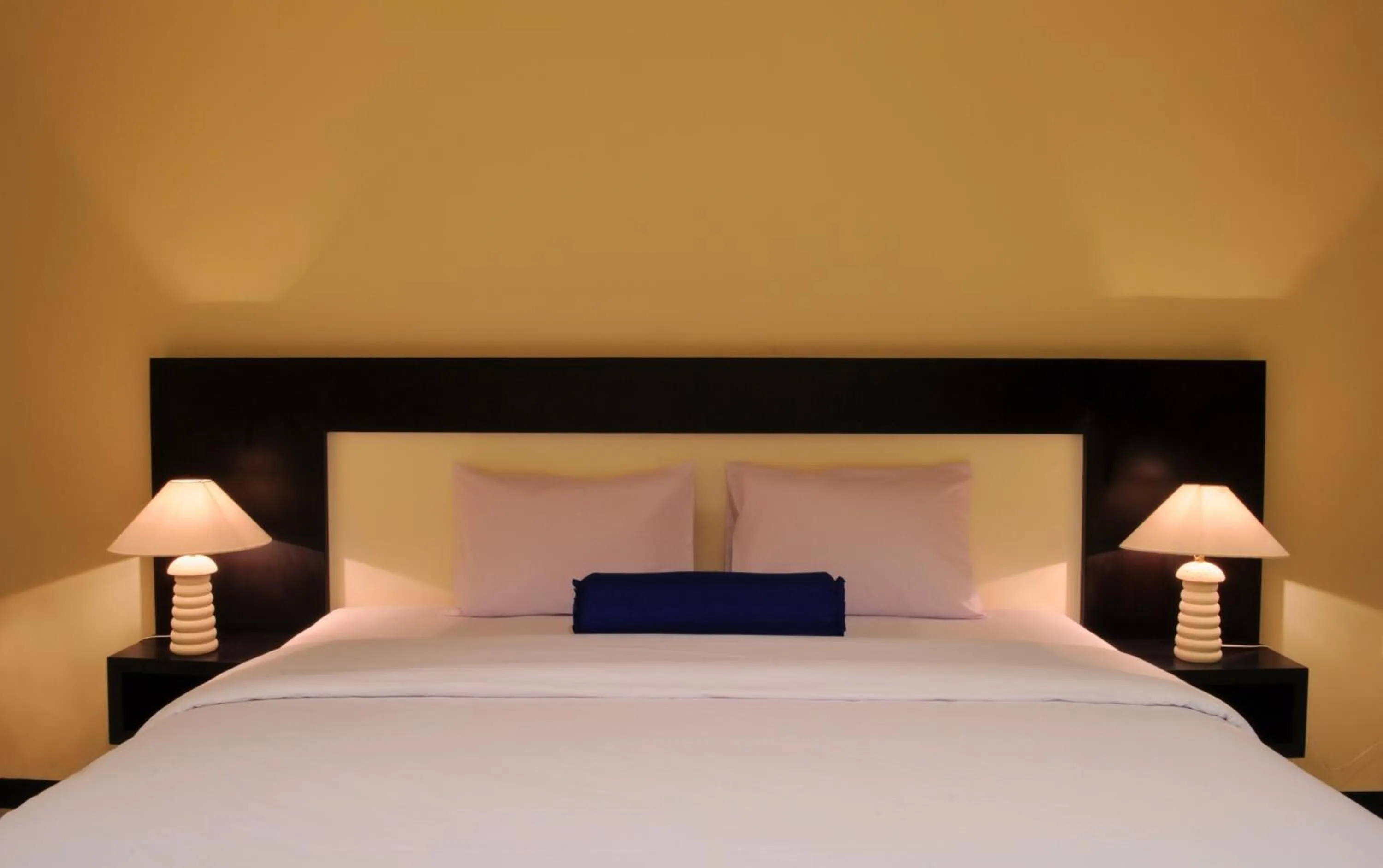 Bed in Amazing Beach Resort Palu