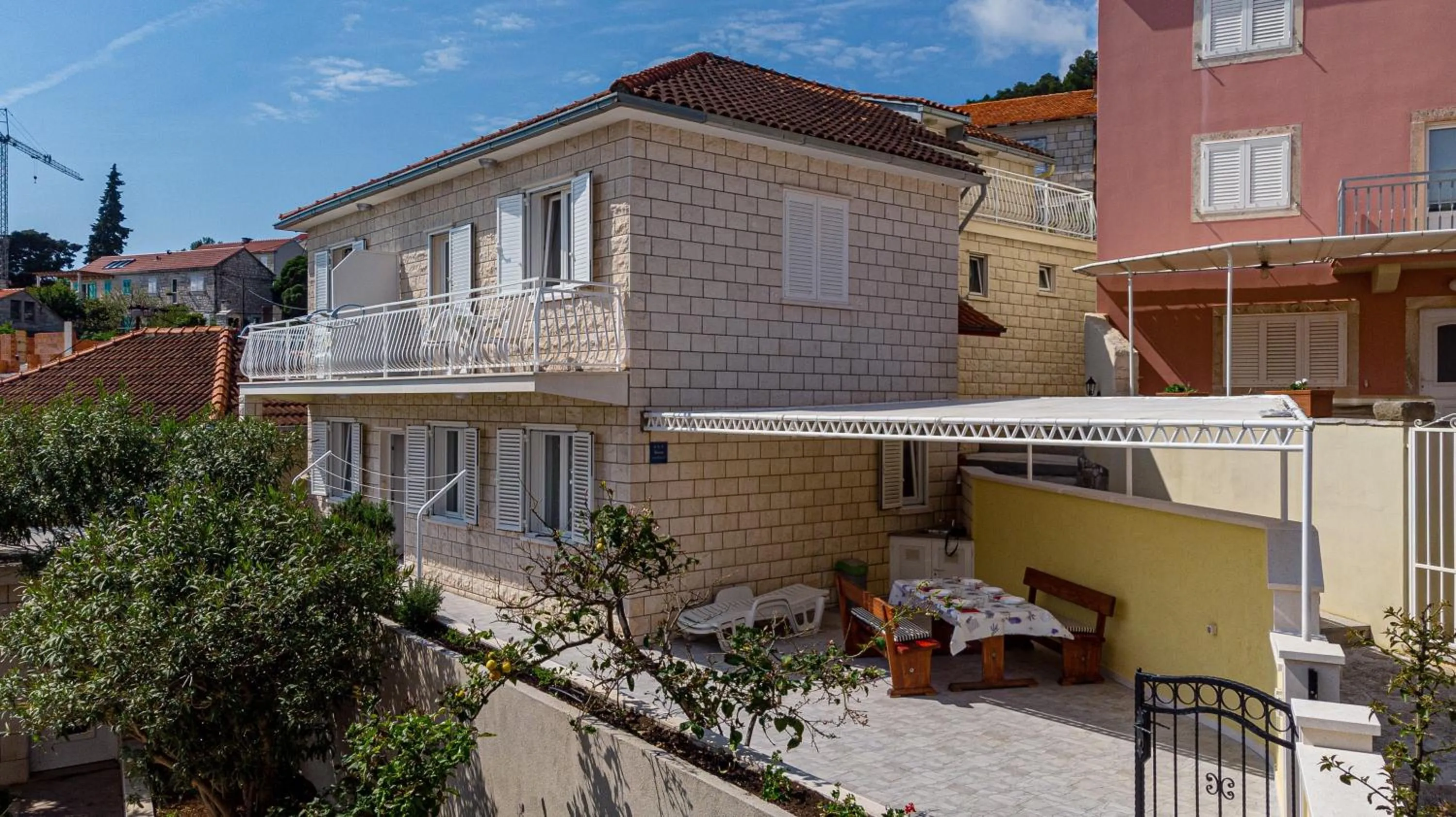 Property building in Apartments Siri, 1 min walk to the beach