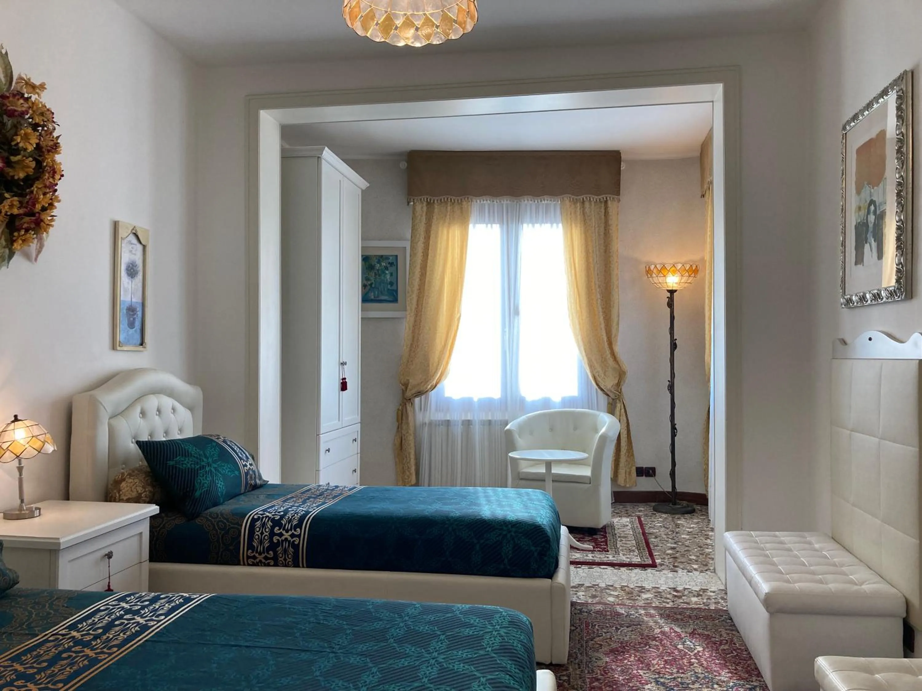 Bedroom, Bed in Oasis Lagoon Estate