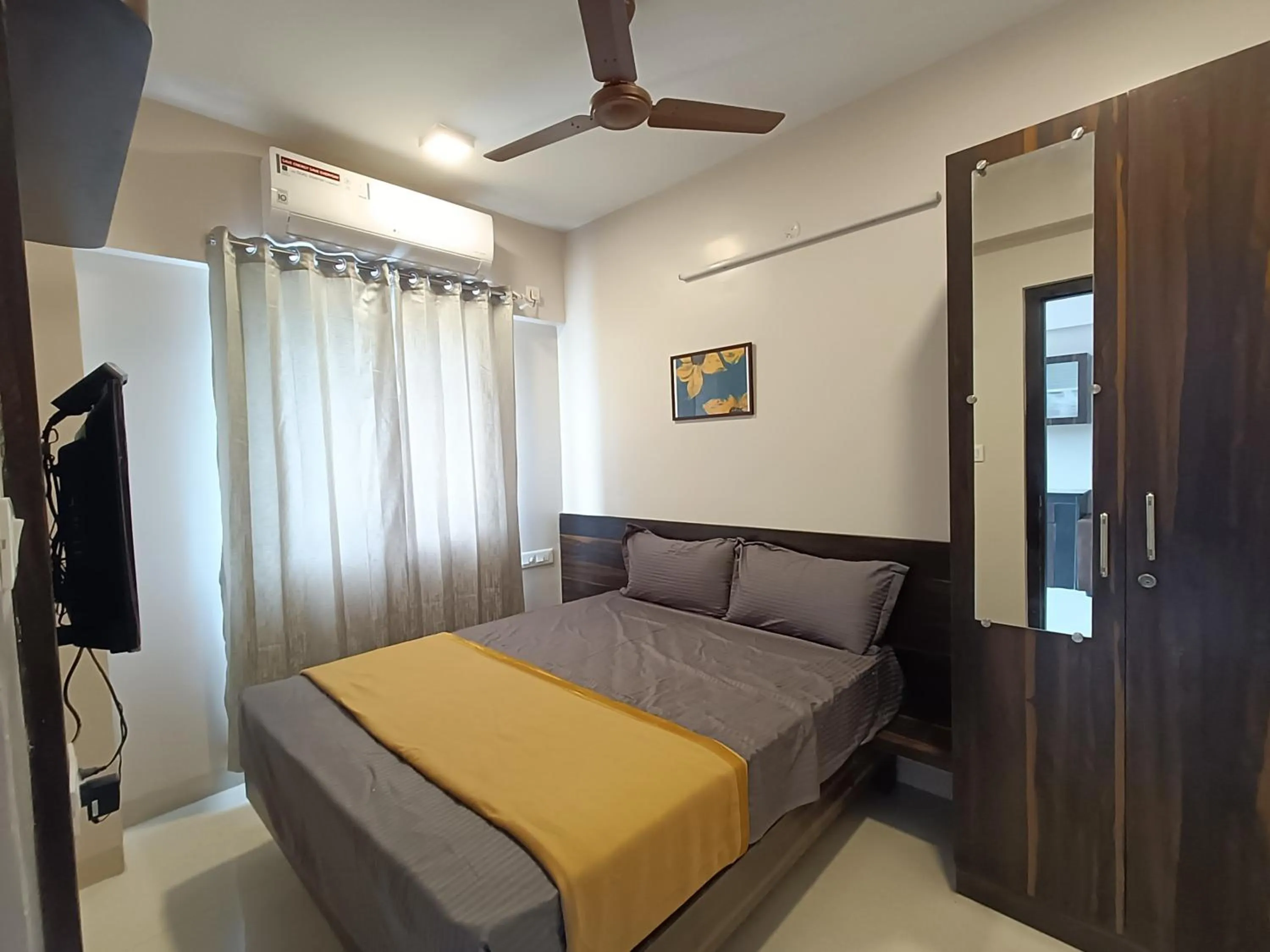 Bedroom, Bed in Hotel ESSENCE