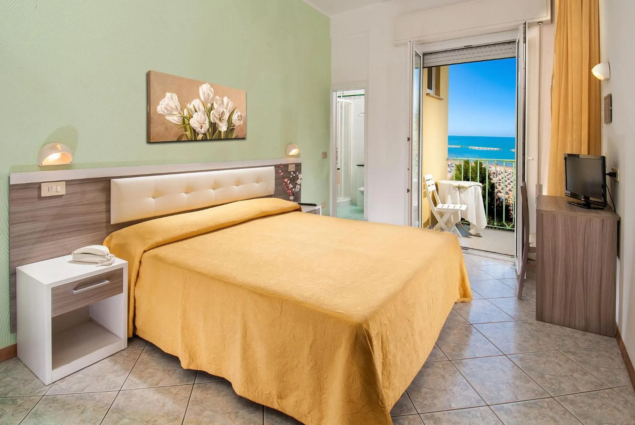 Restaurant/places to eat in Hotel Gloria