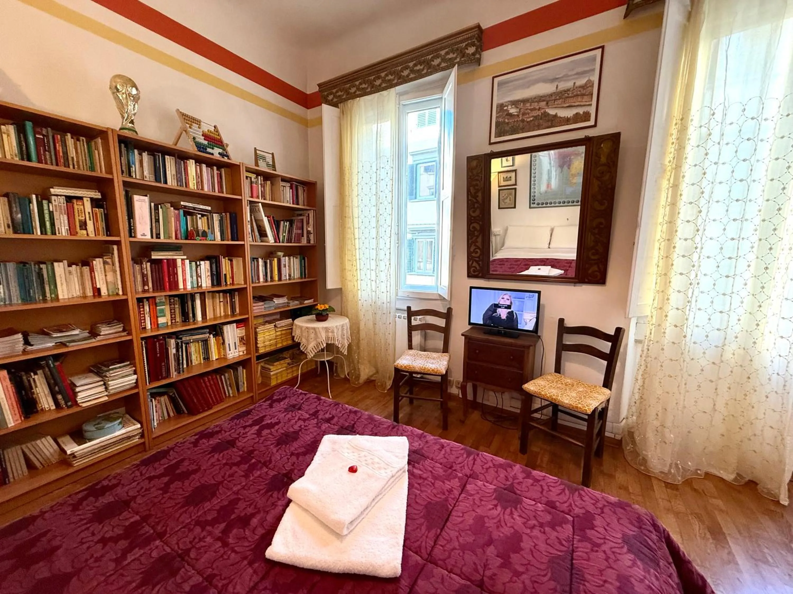 View (from property/room), Bed in BB Tre Gigli Firenze stazione, via Palazzuolo 55