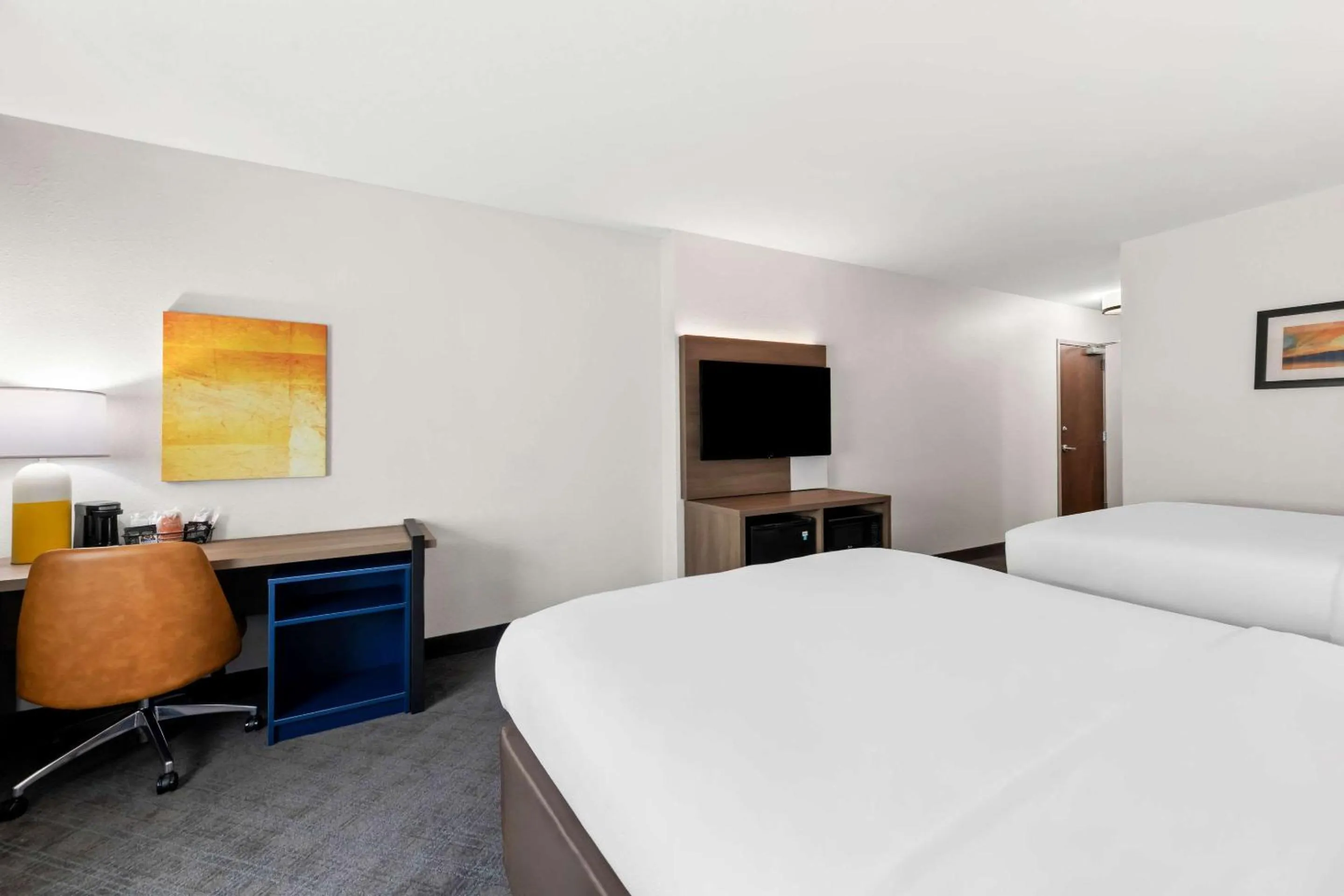 Bedroom, Bed in Comfort Inn Sylva - Cullowhee